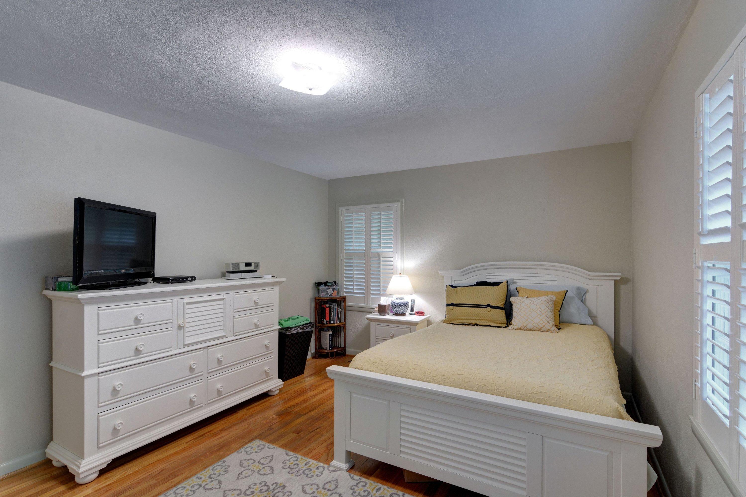 LAKEVIEW - Residential