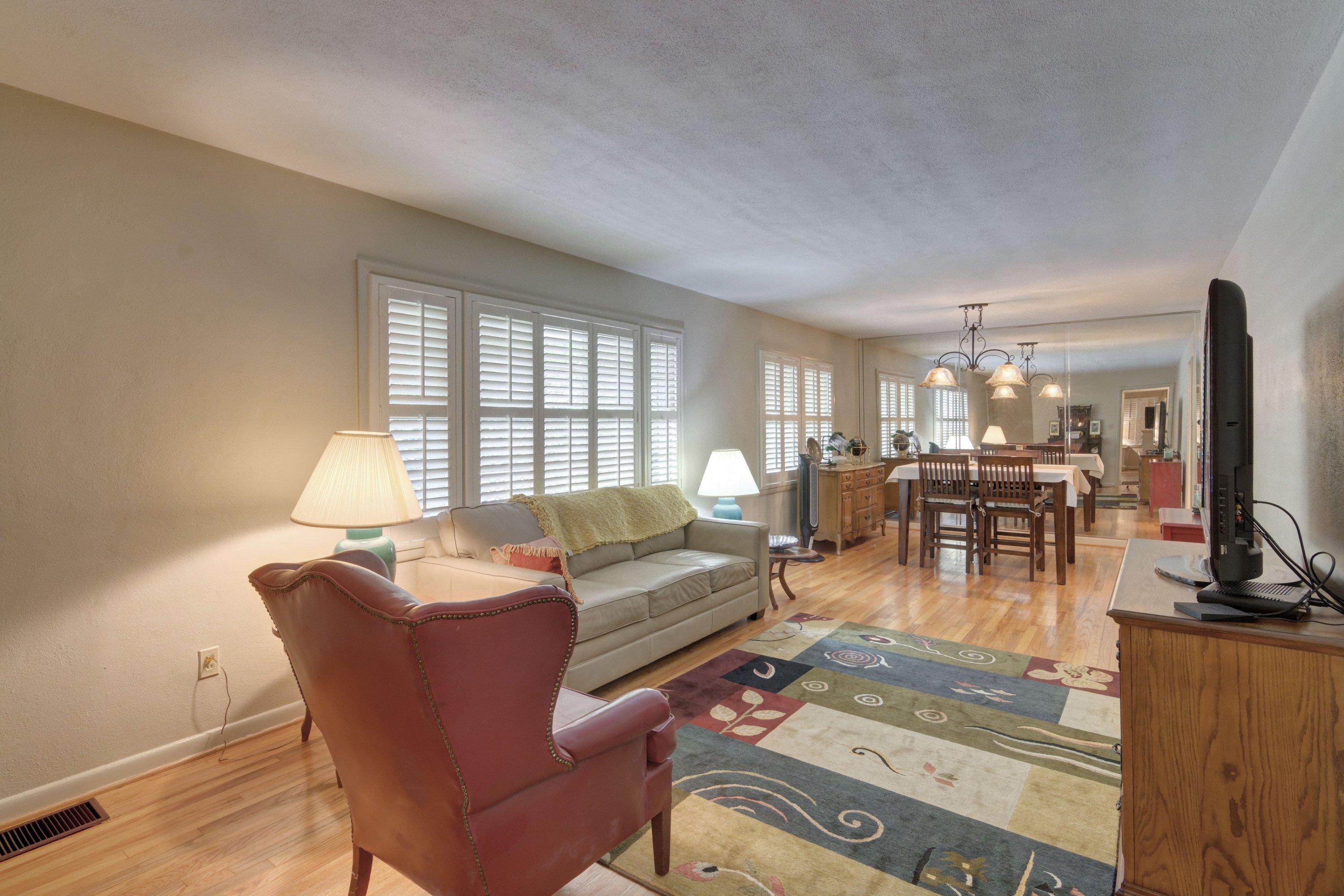 LAKEVIEW - Residential