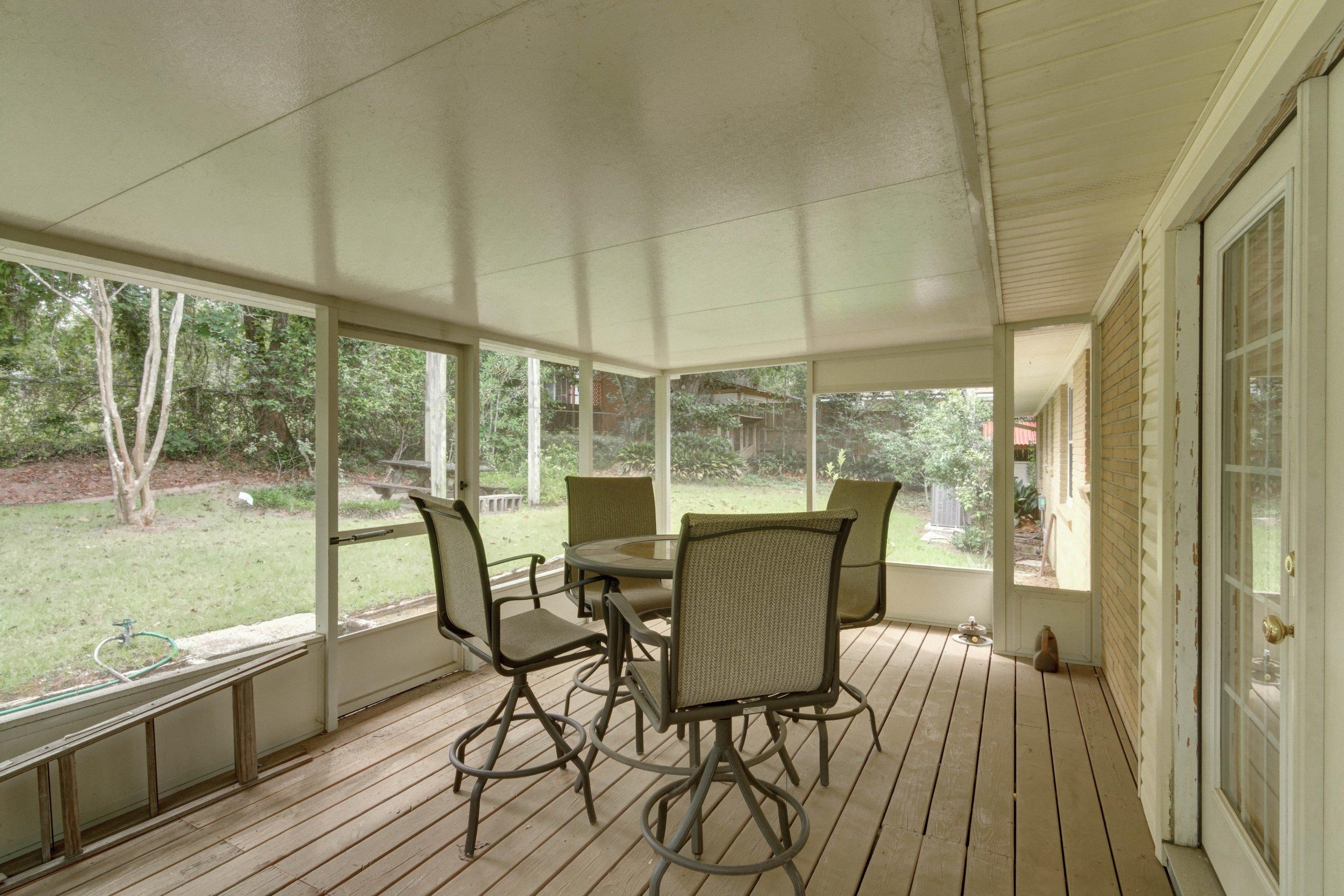 LAKEVIEW - Residential