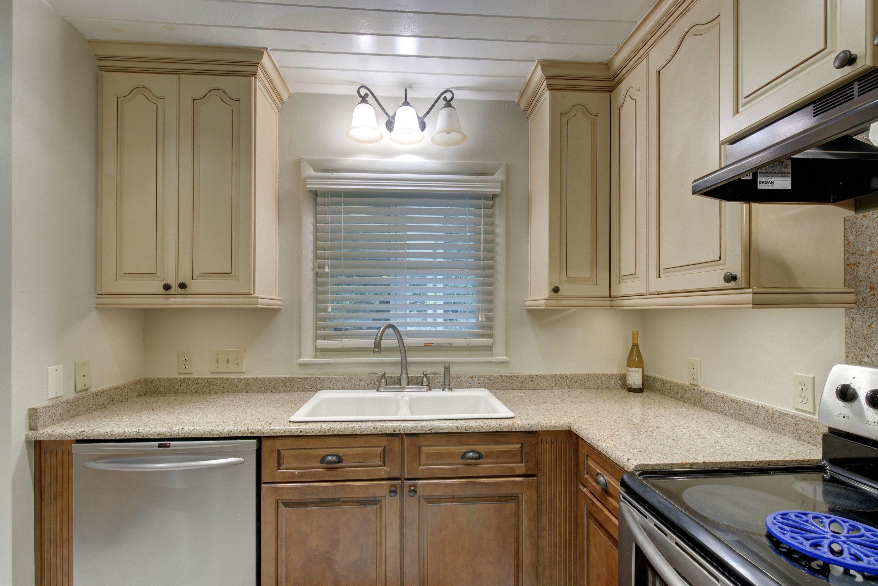 LAKEVIEW - Residential