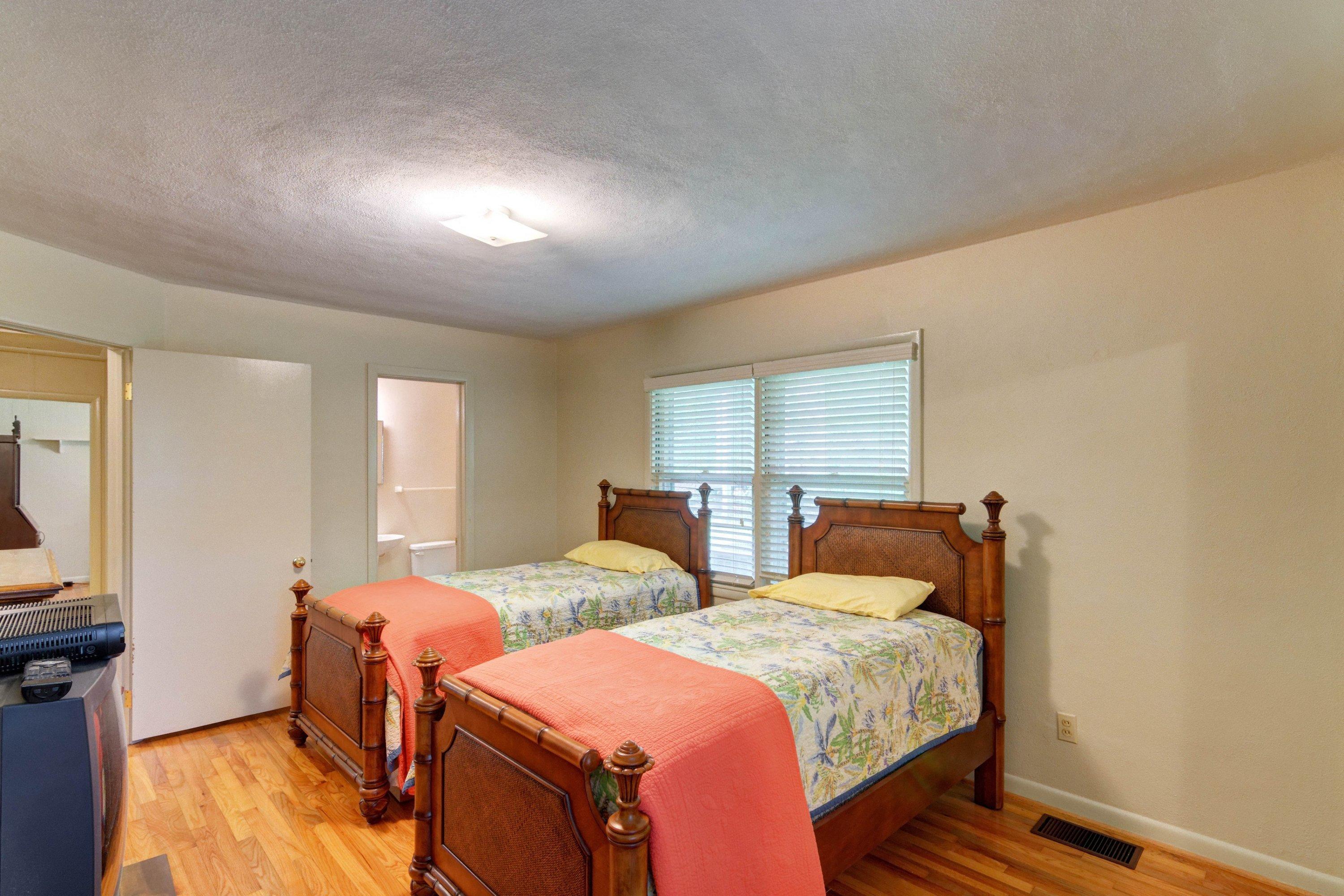 LAKEVIEW - Residential