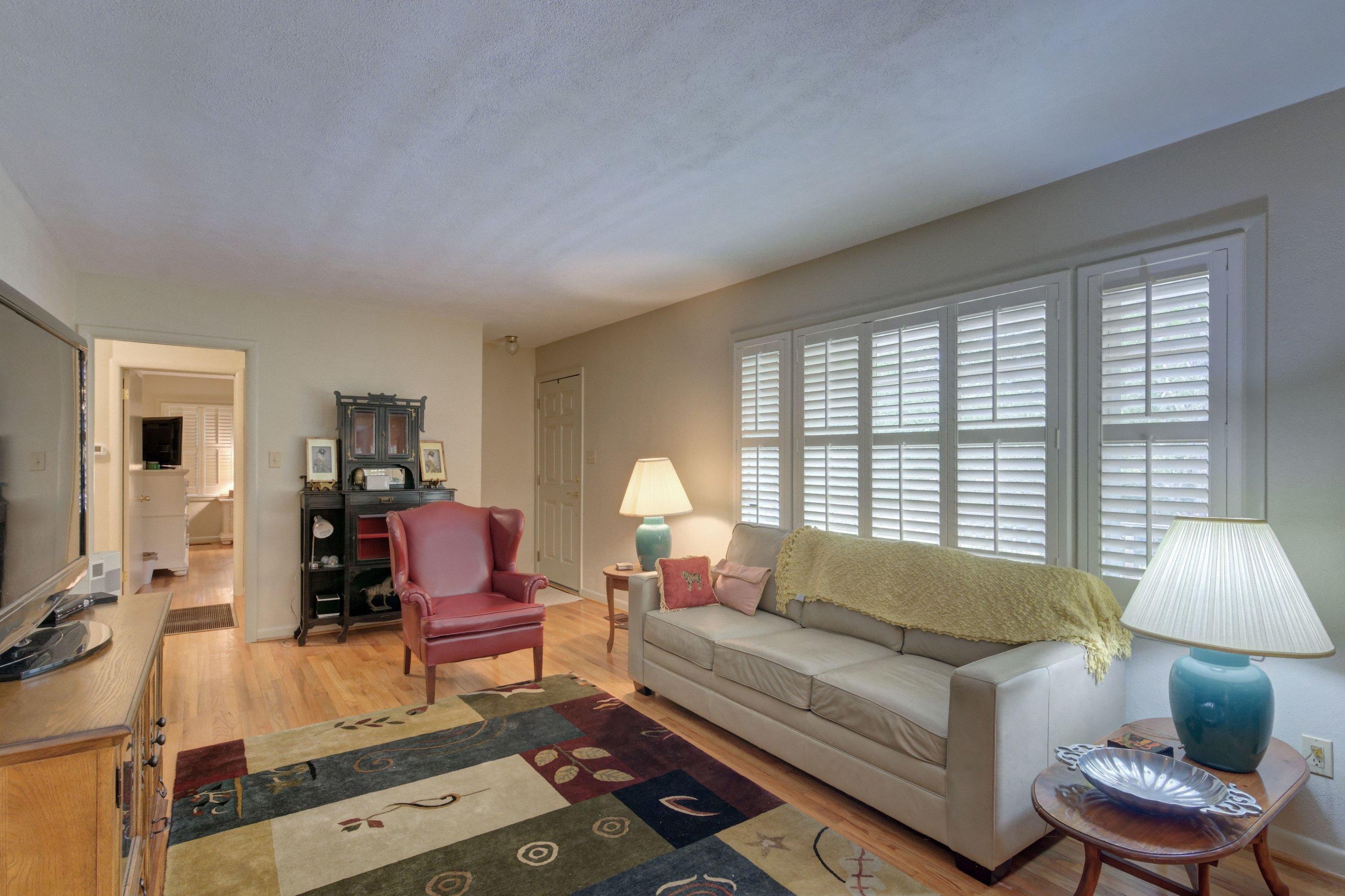 LAKEVIEW - Residential
