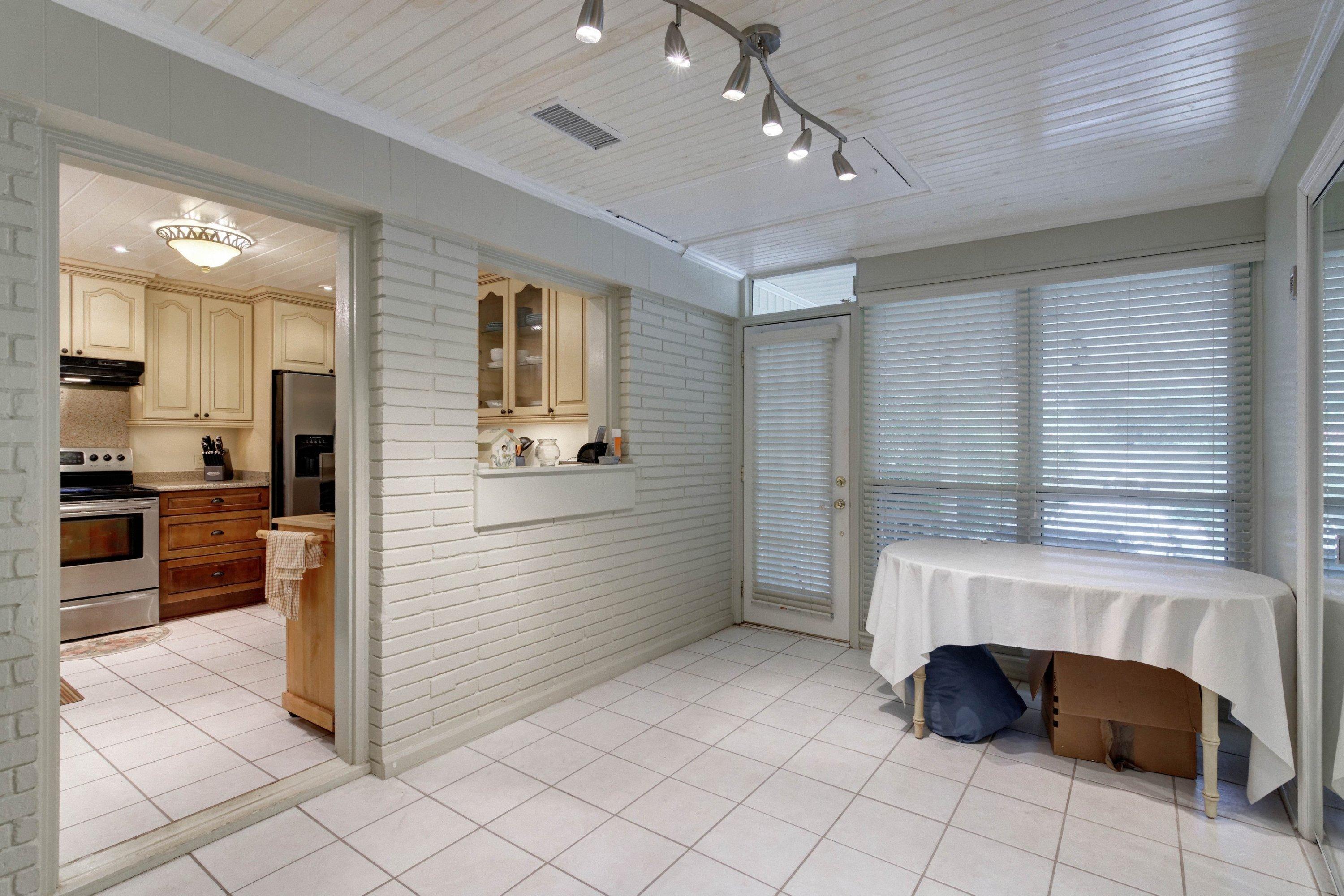LAKEVIEW - Residential