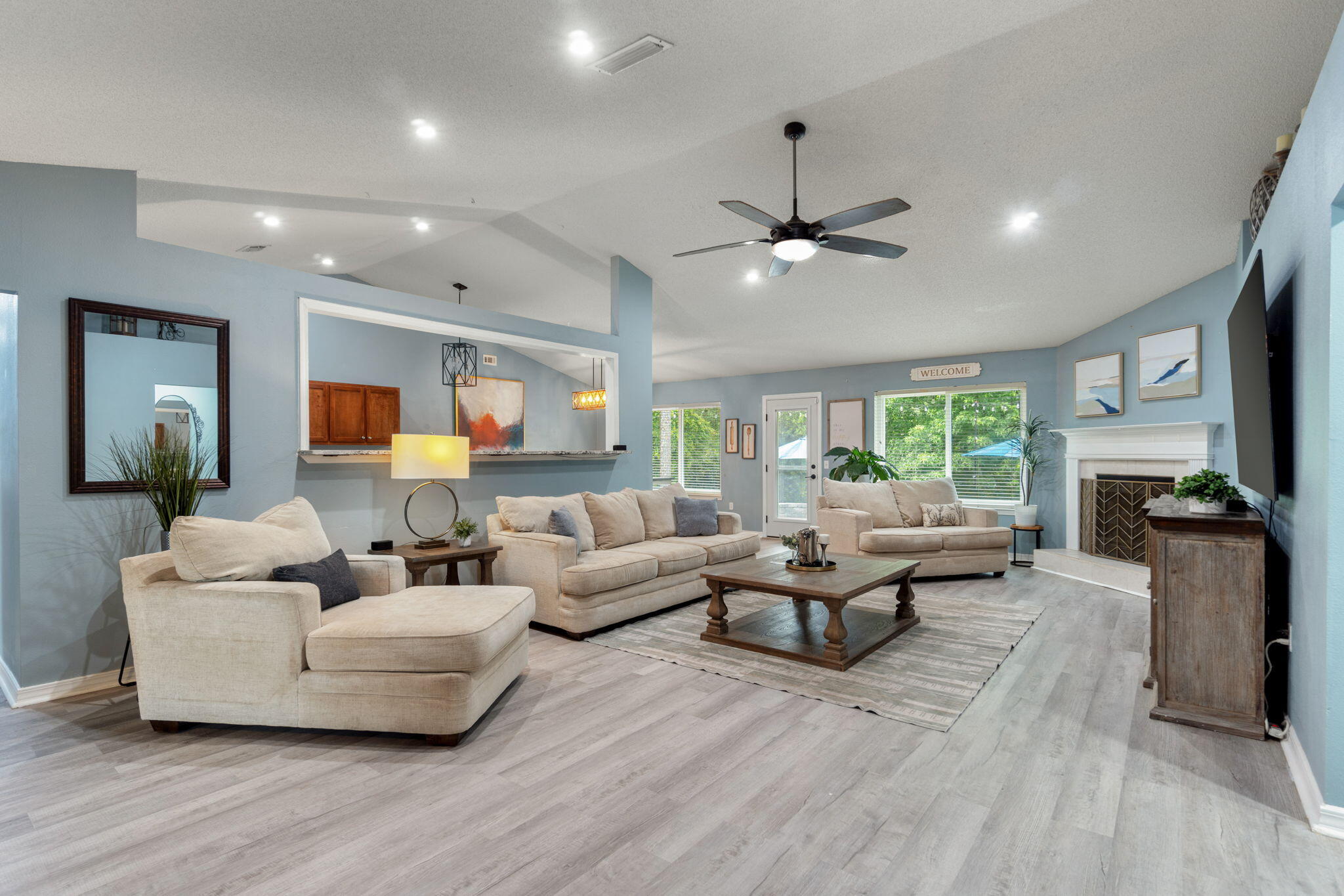 ALICIA PLACE - Residential