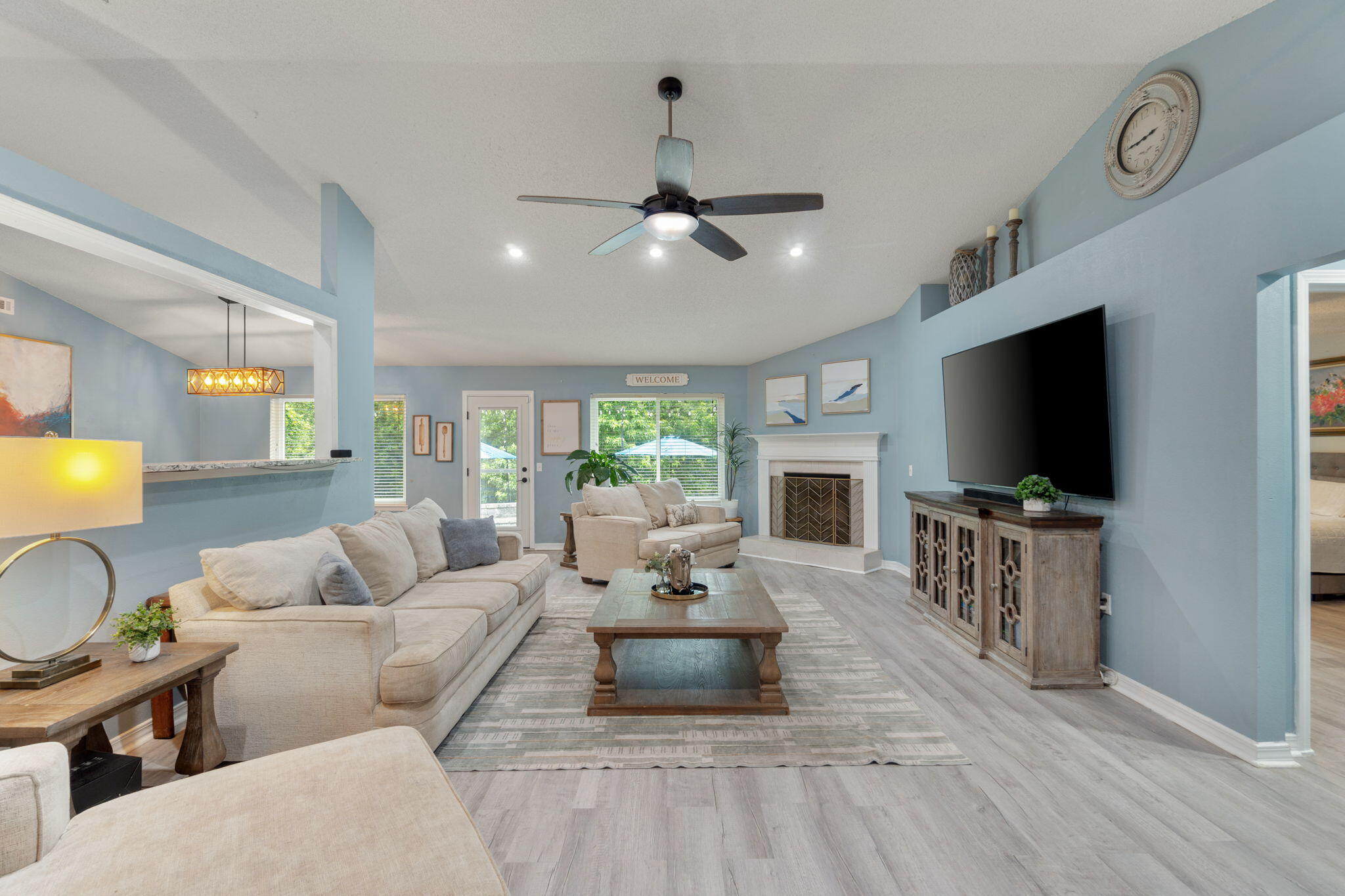 ALICIA PLACE - Residential