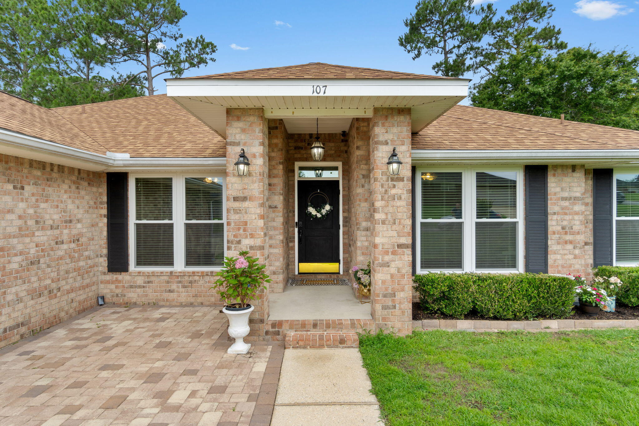 ALICIA PLACE - Residential