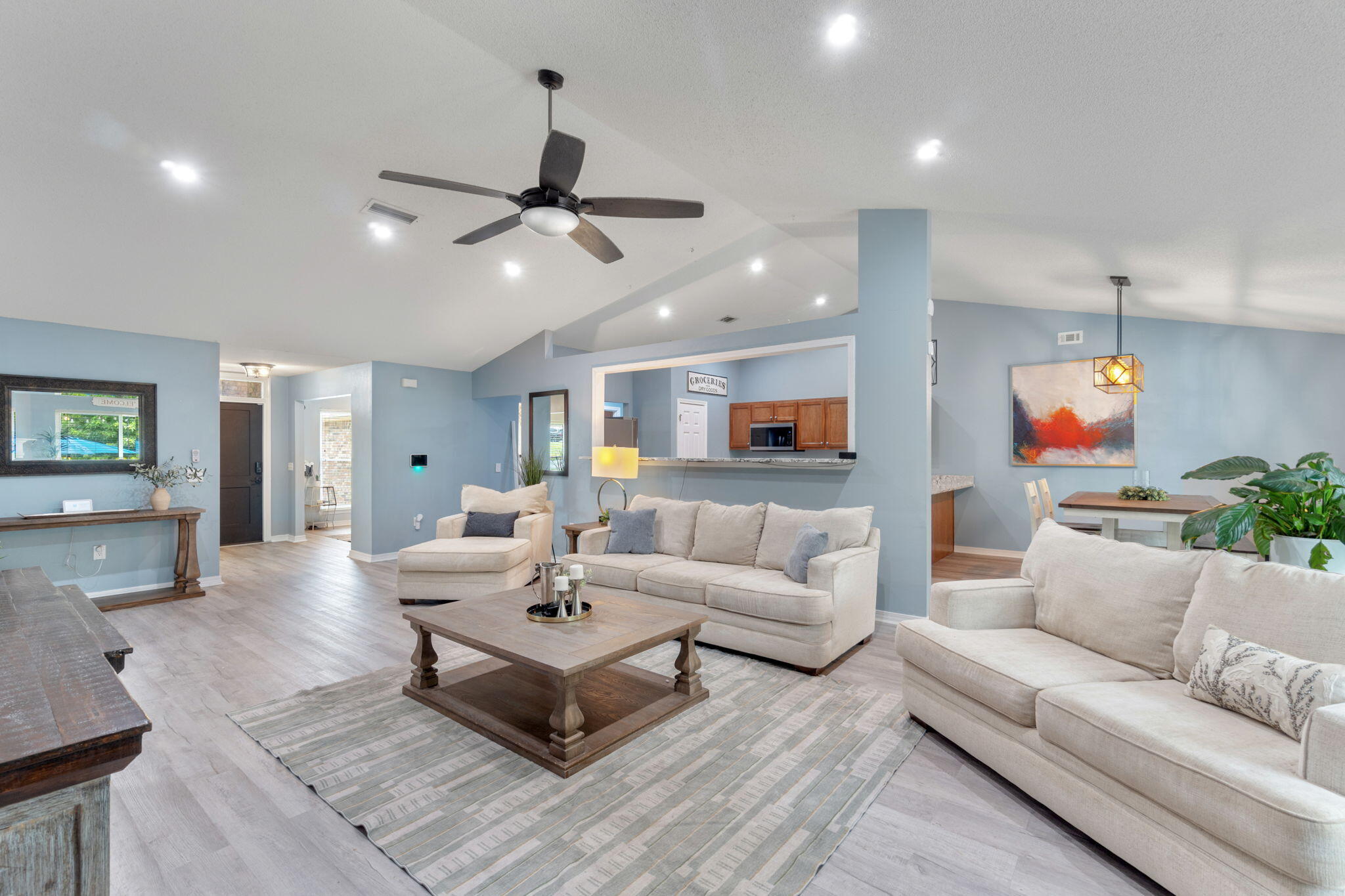 ALICIA PLACE - Residential