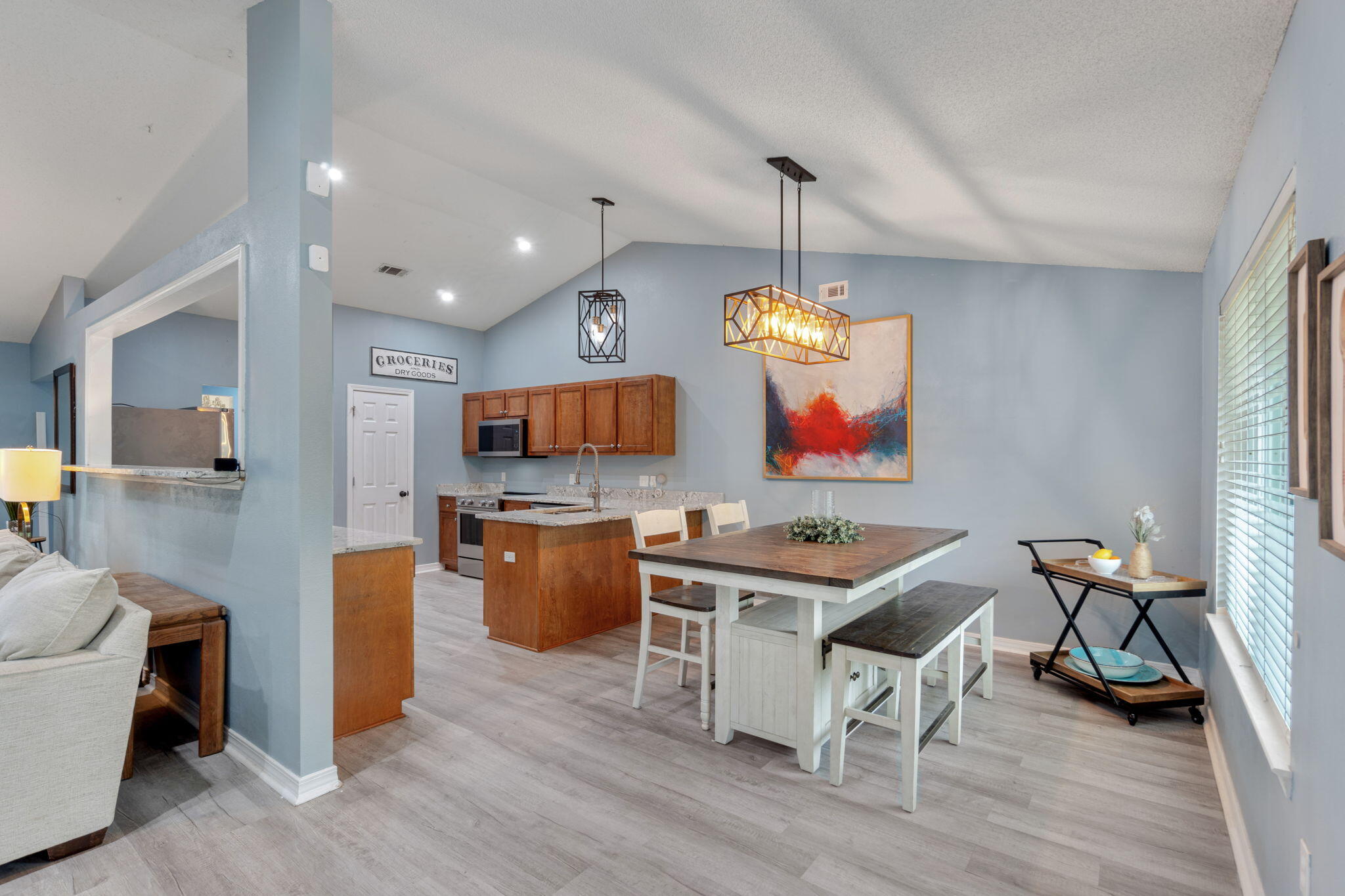 ALICIA PLACE - Residential