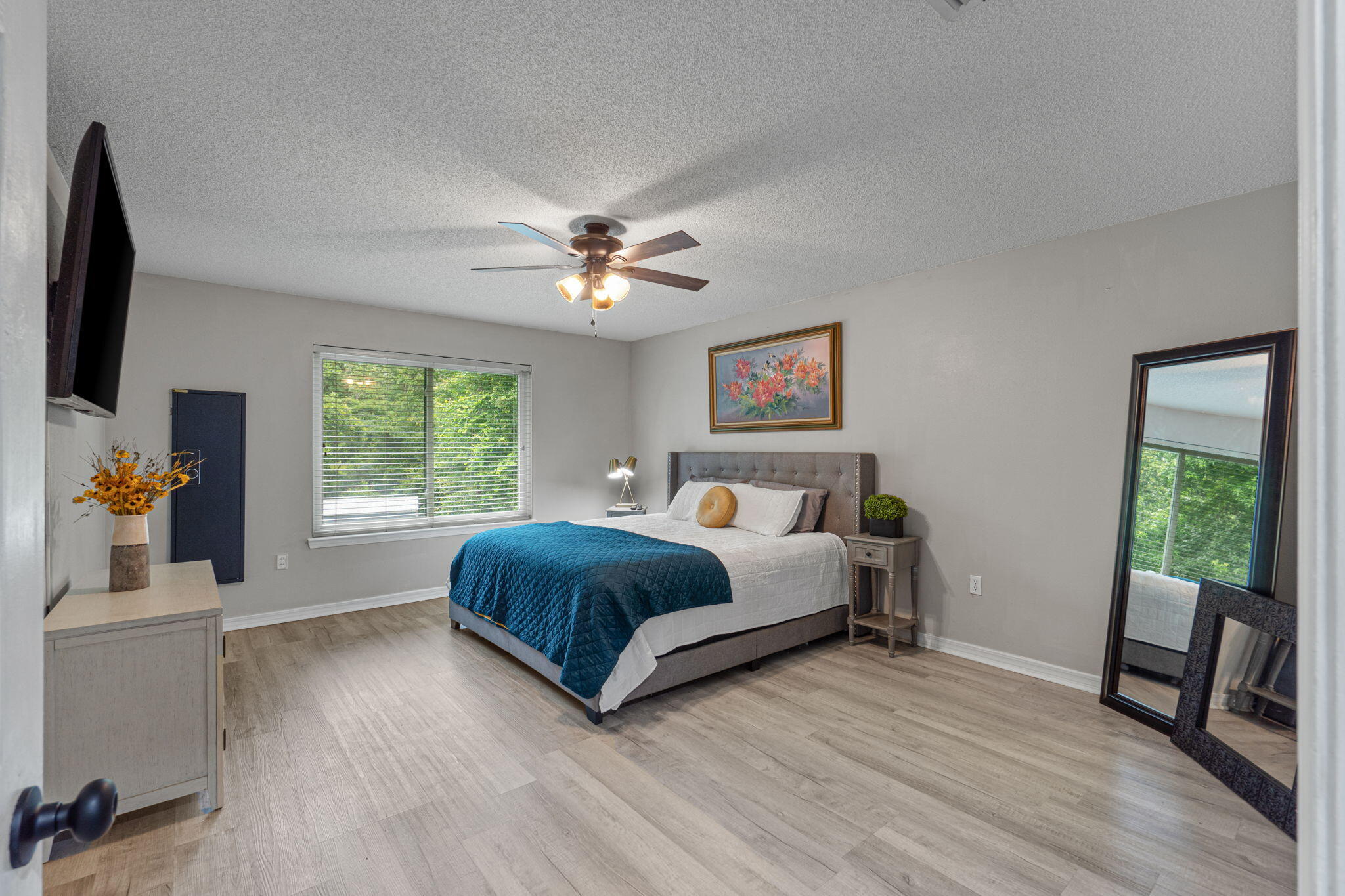 ALICIA PLACE - Residential