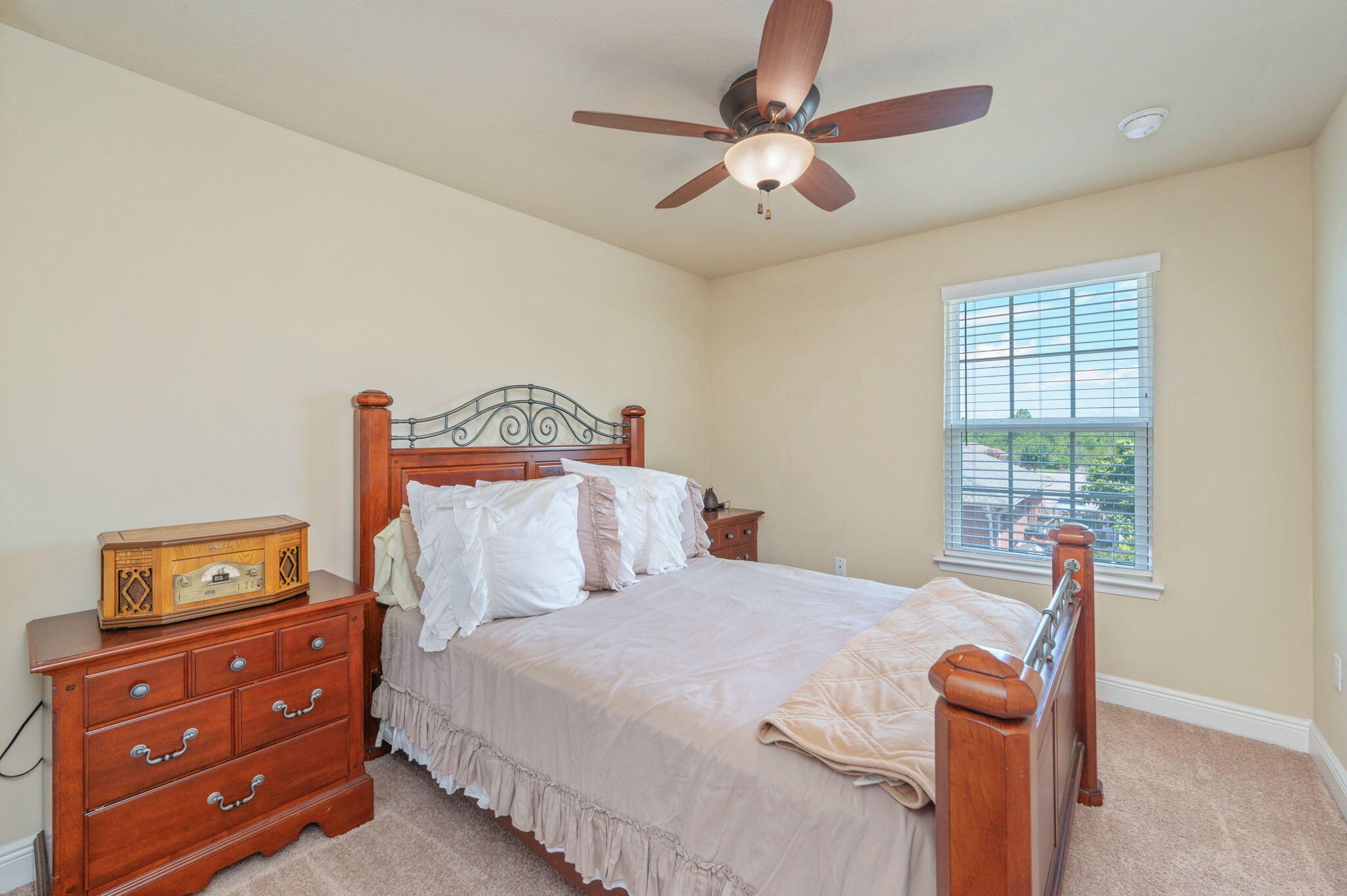 Iron Horse T/H - Residential