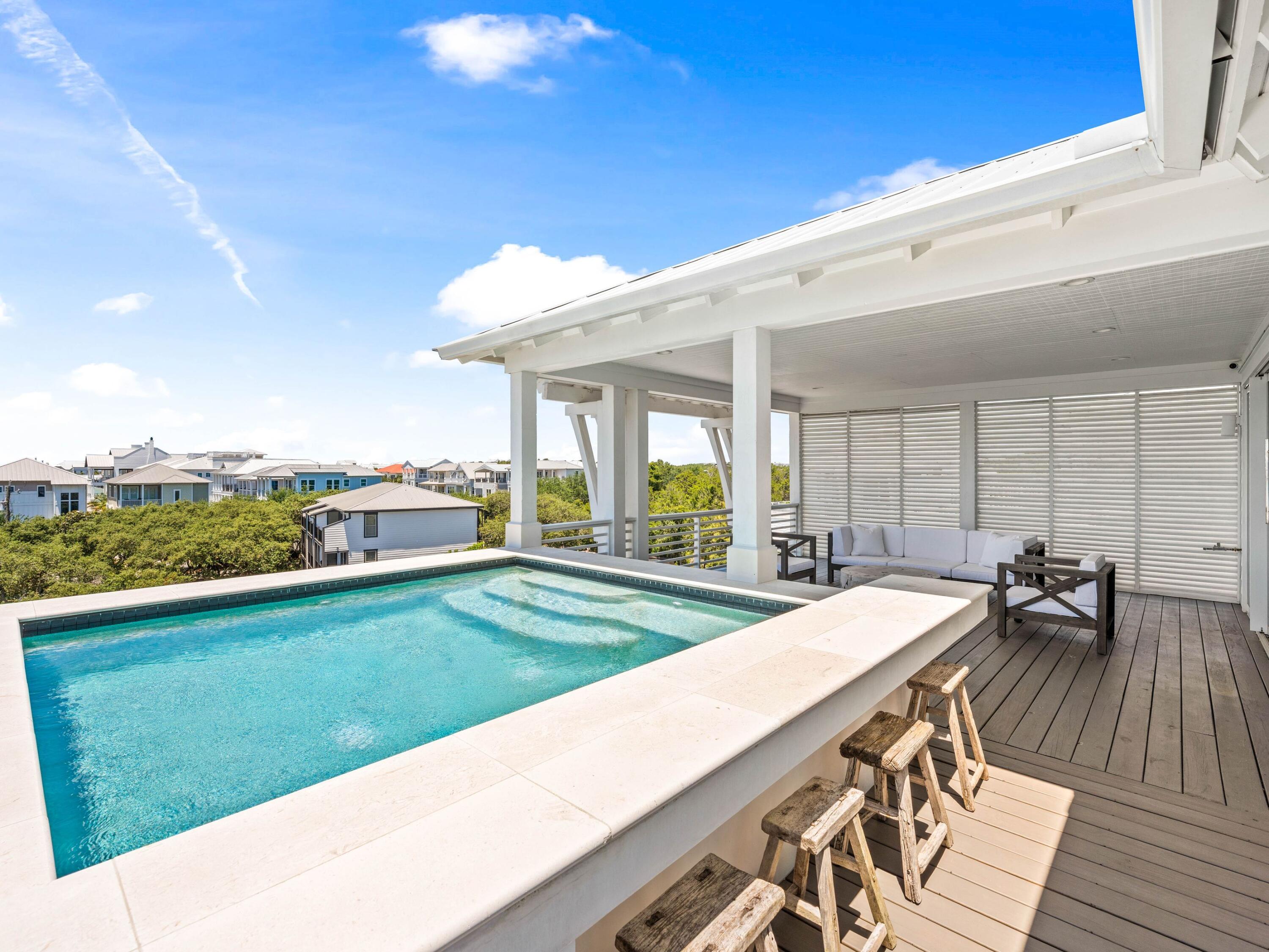 MALA BEACH - Residential