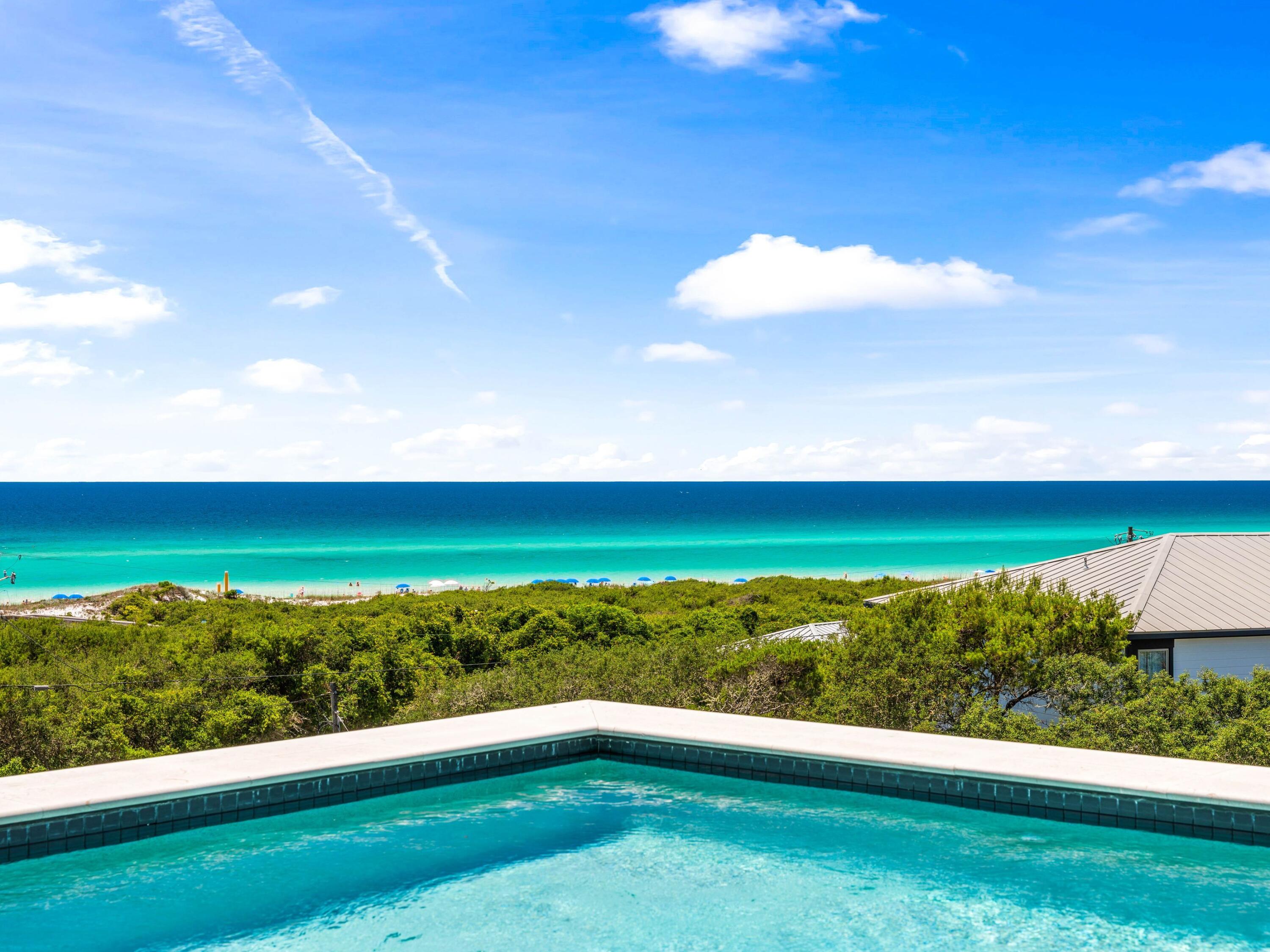 MALA BEACH - Residential