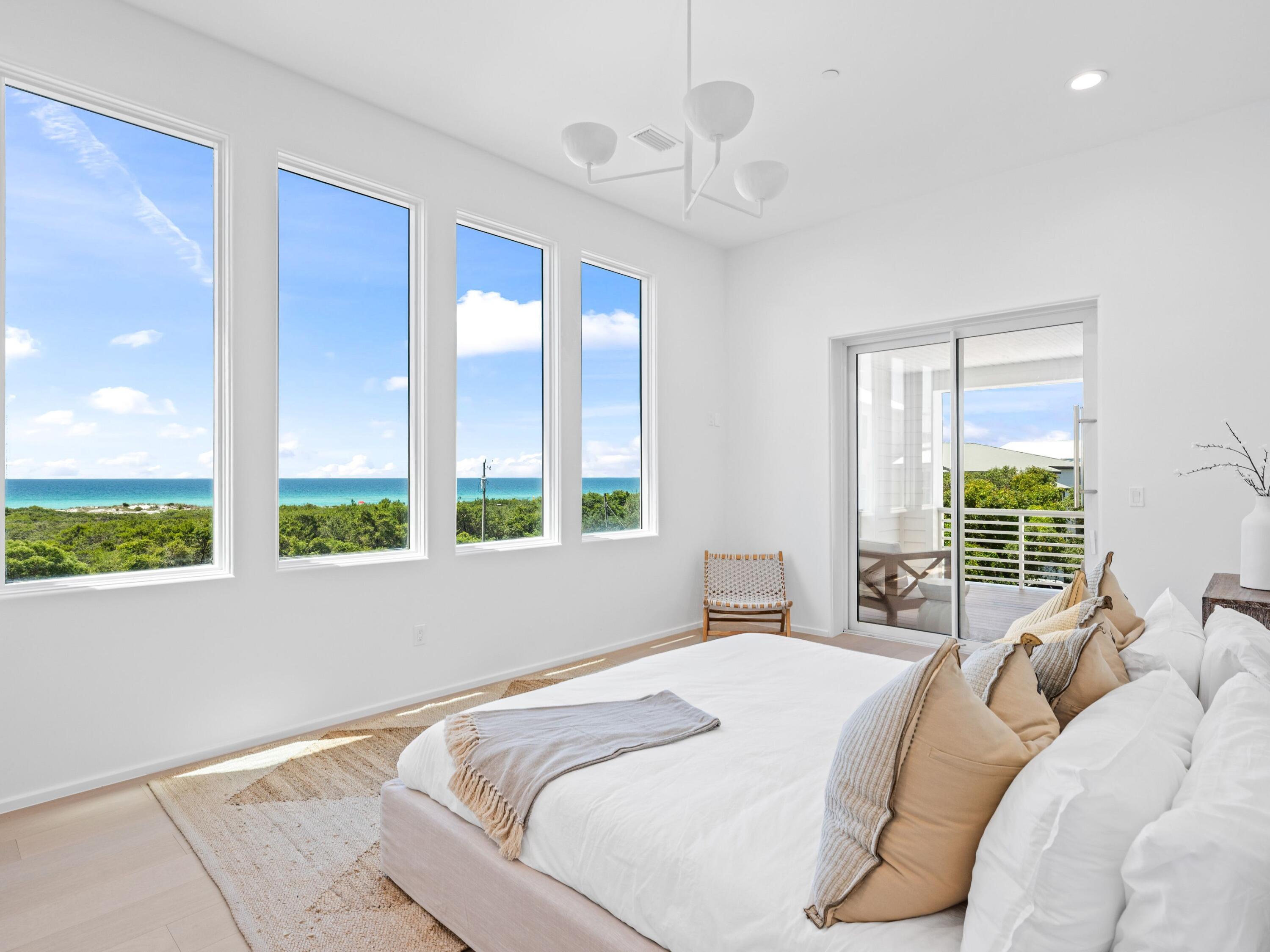 MALA BEACH - Residential