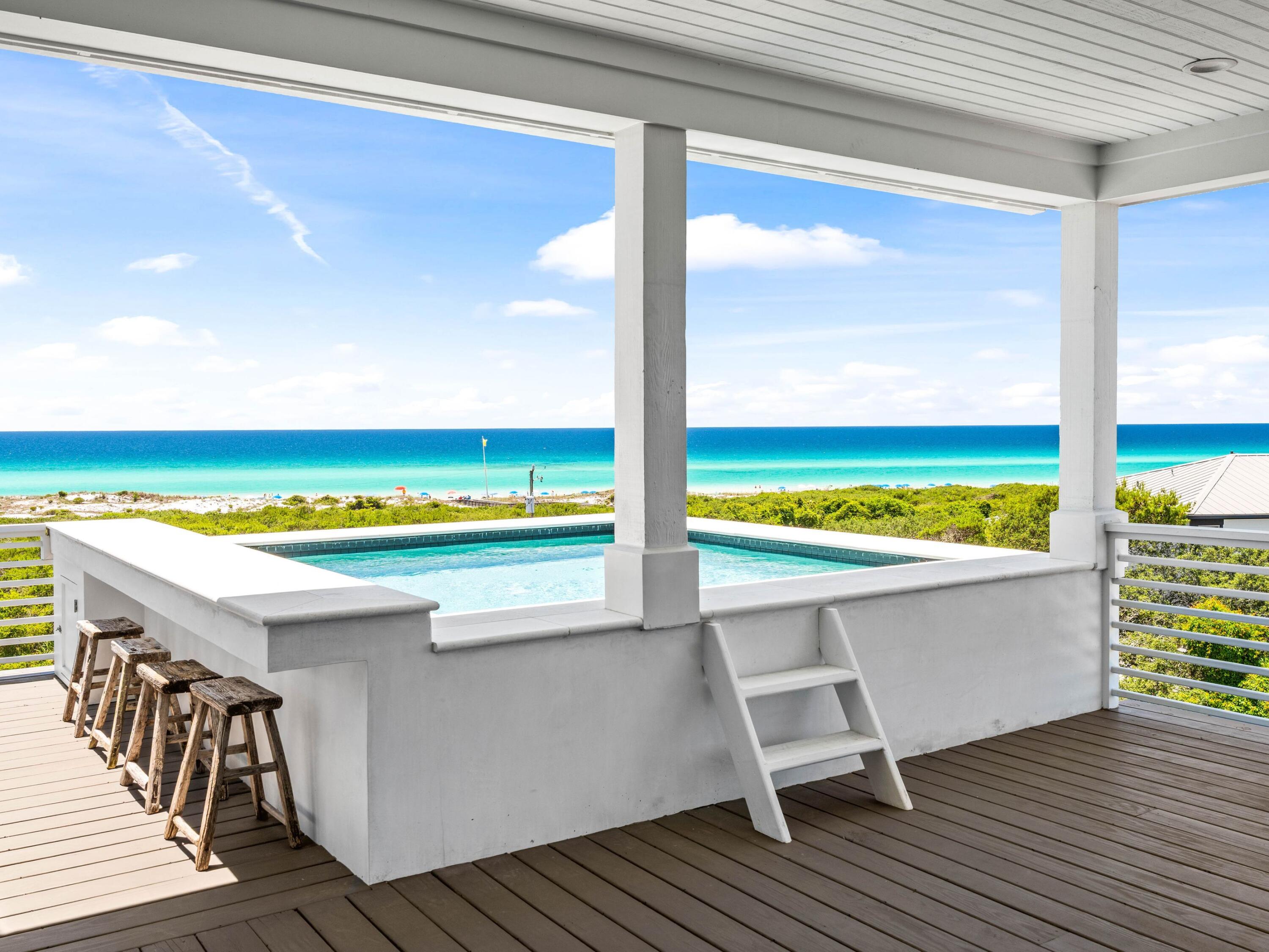 MALA BEACH - Residential