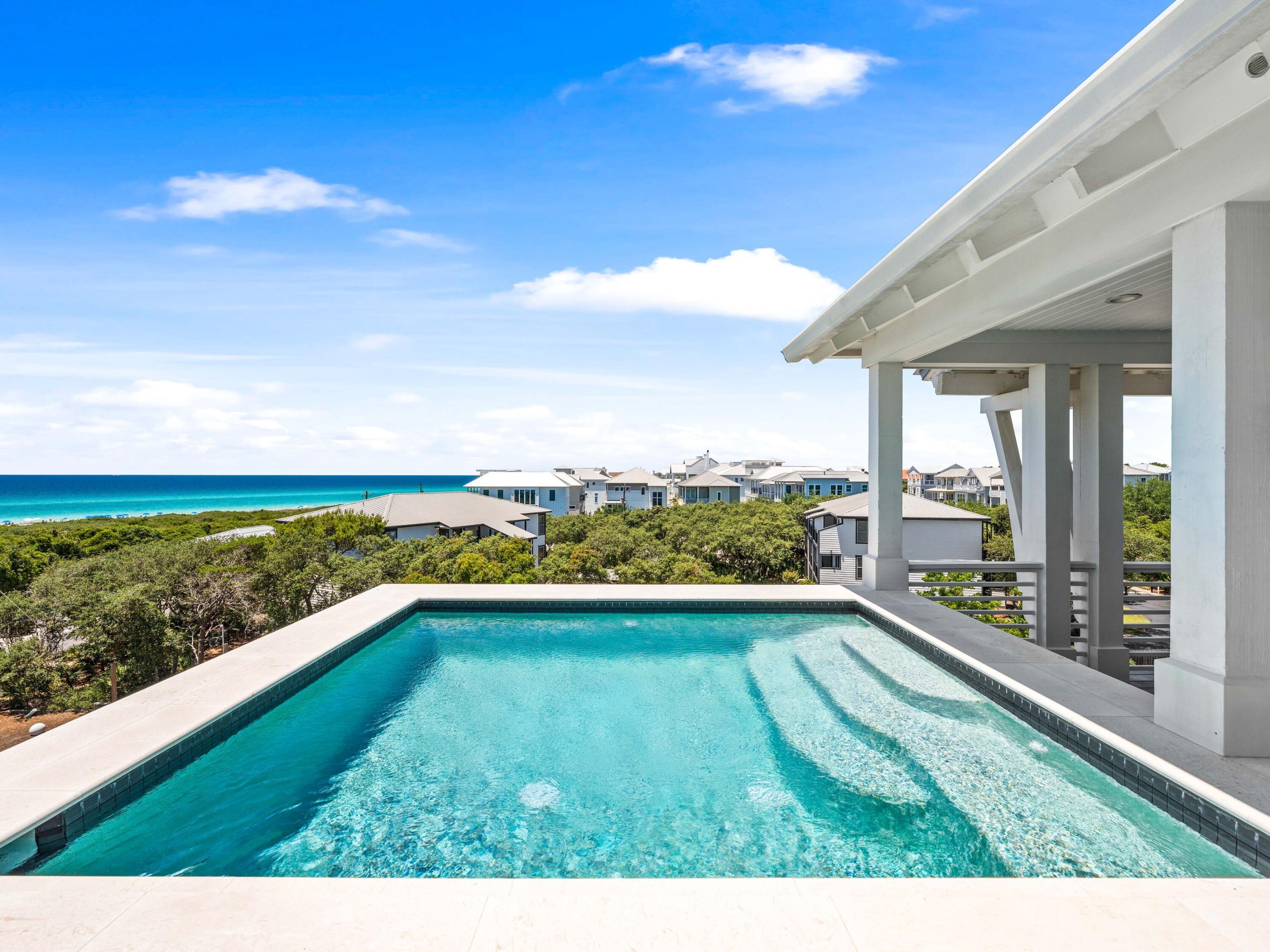 MALA BEACH - Residential