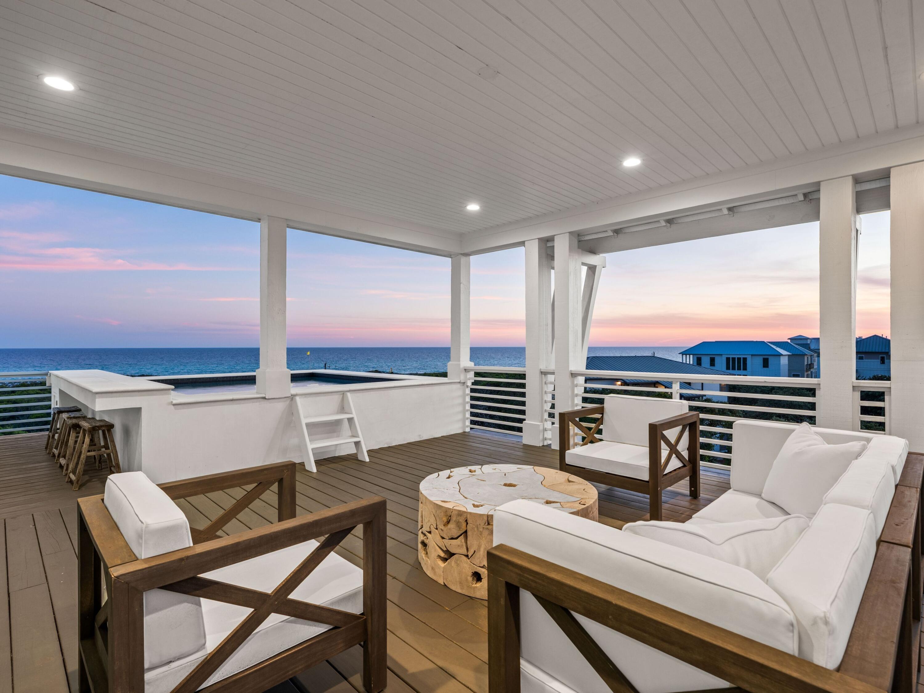 MALA BEACH - Residential