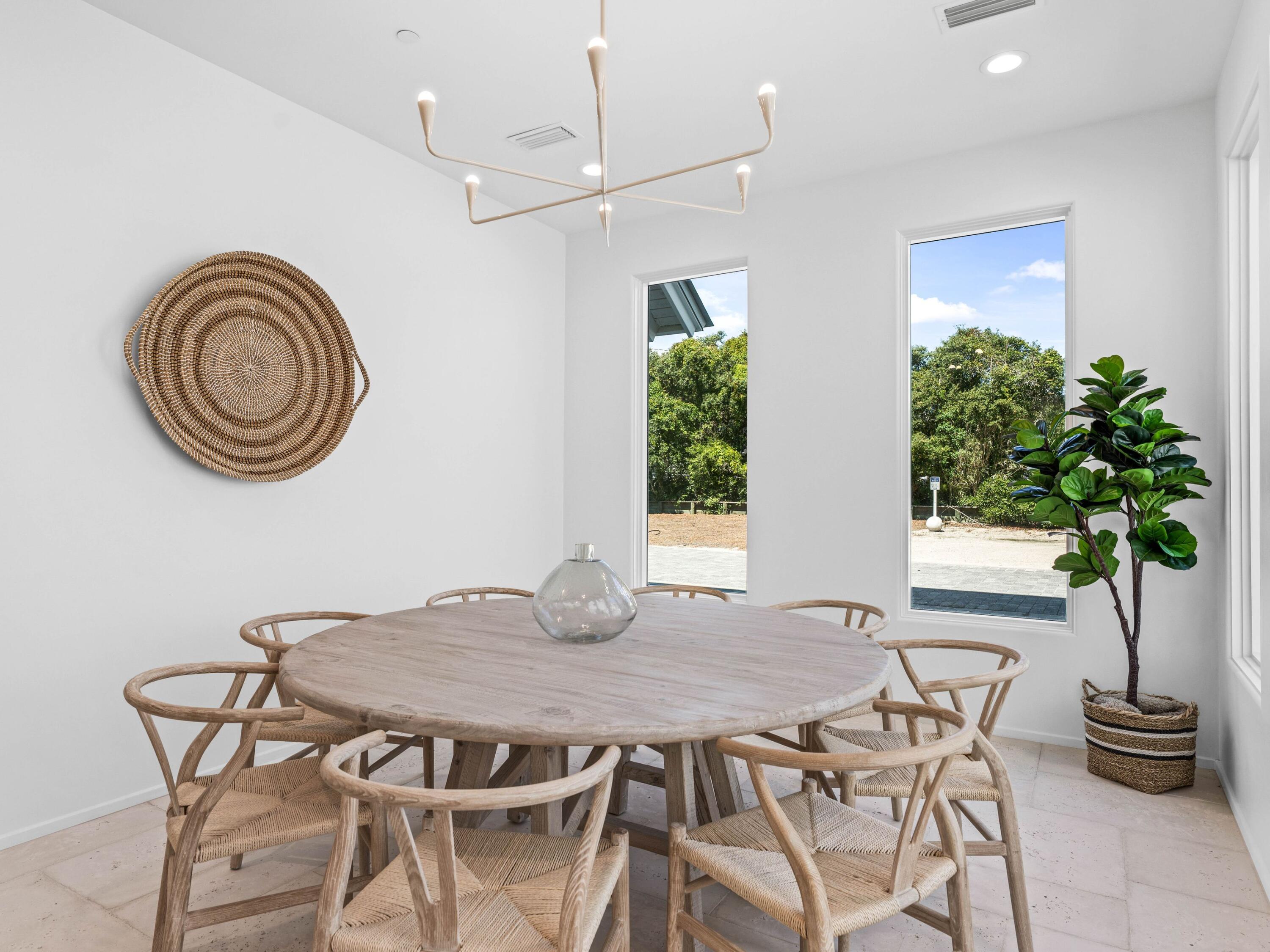 MALA BEACH - Residential