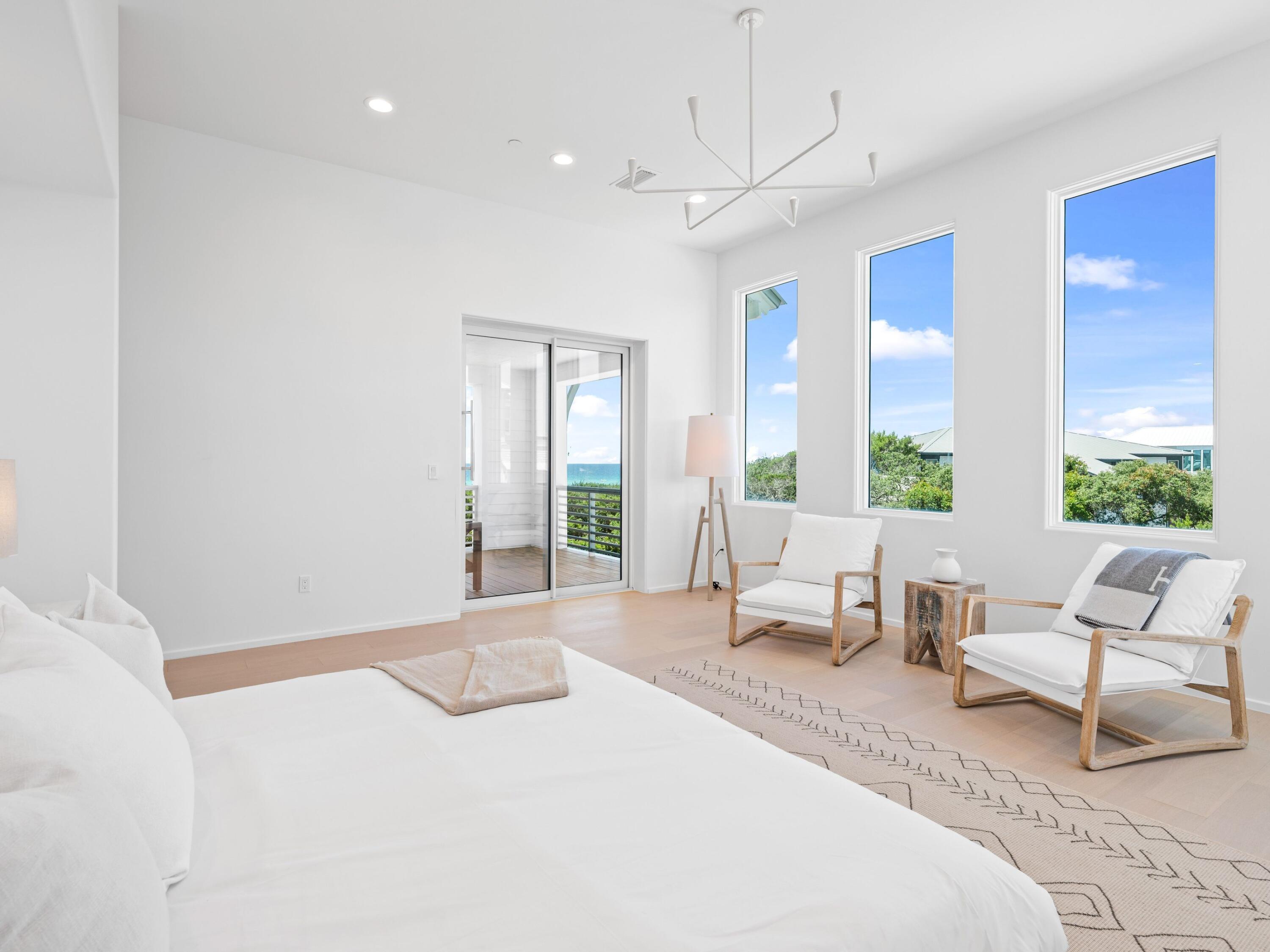 MALA BEACH - Residential