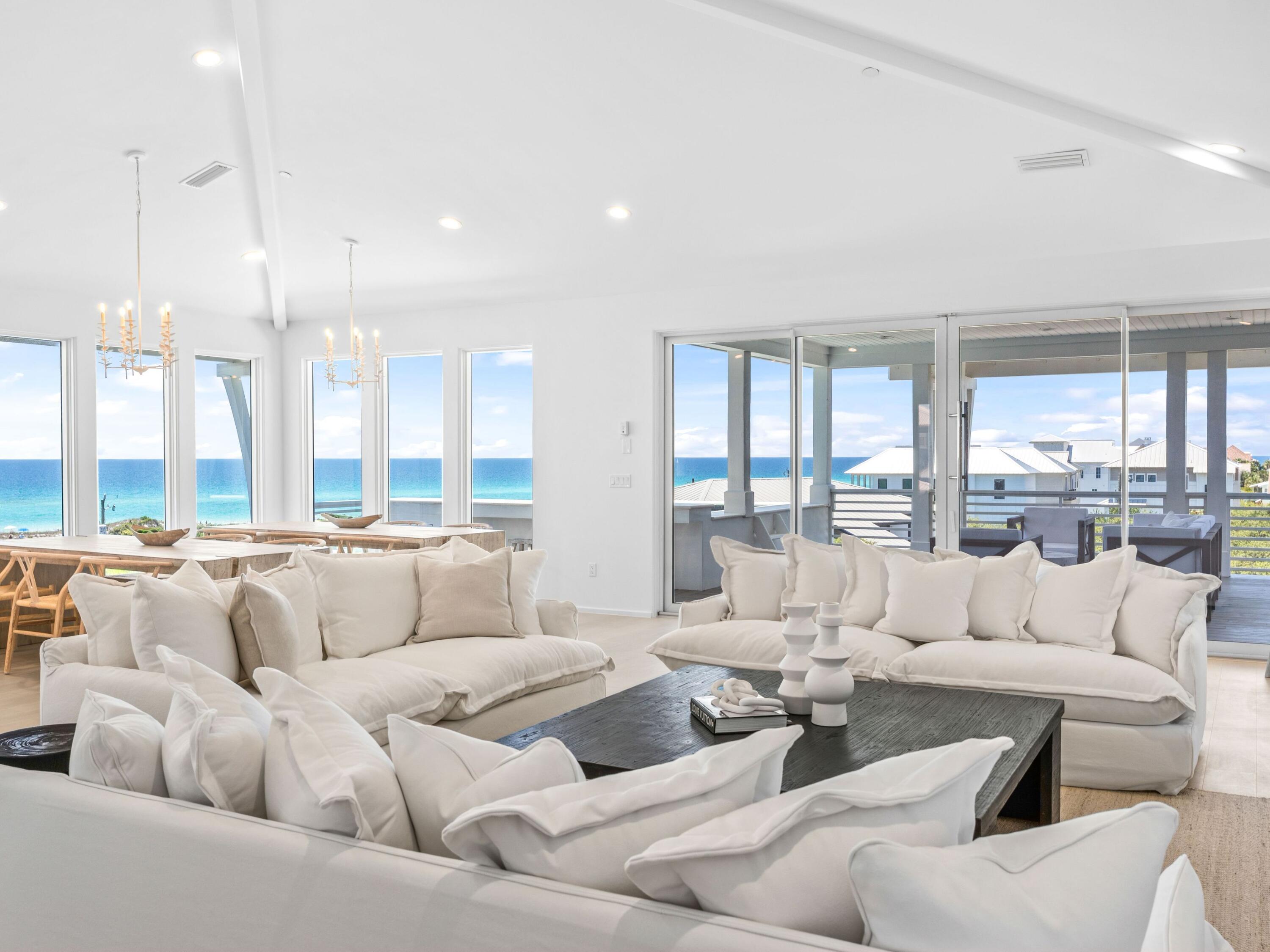 MALA BEACH - Residential