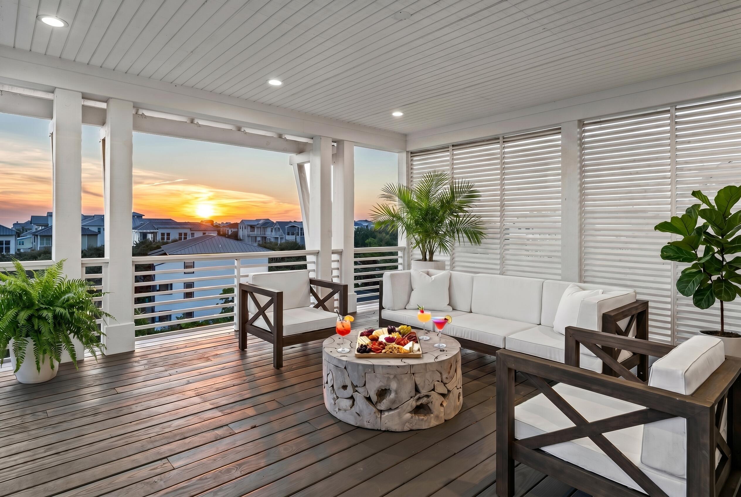 MALA BEACH - Residential