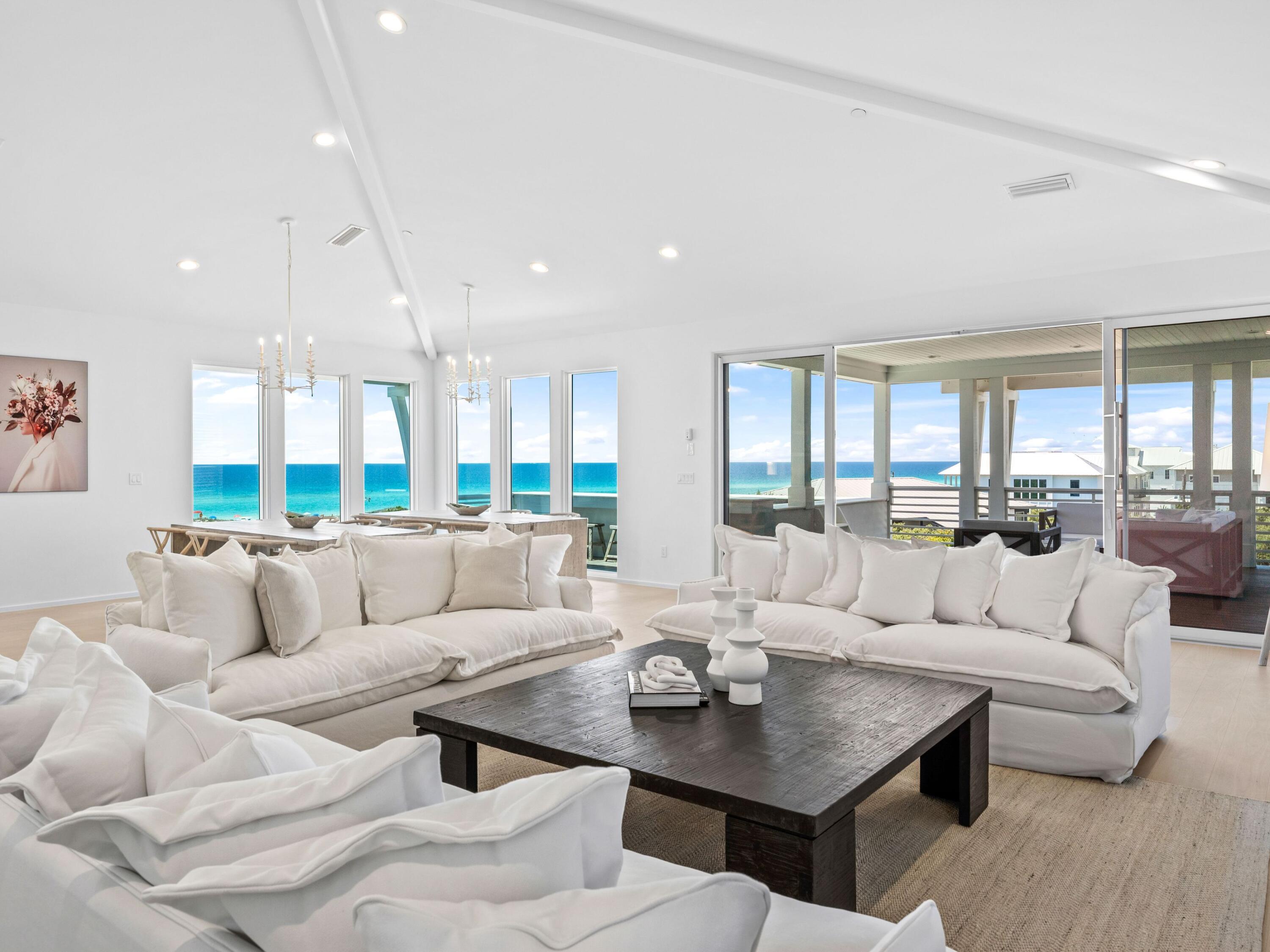 MALA BEACH - Residential