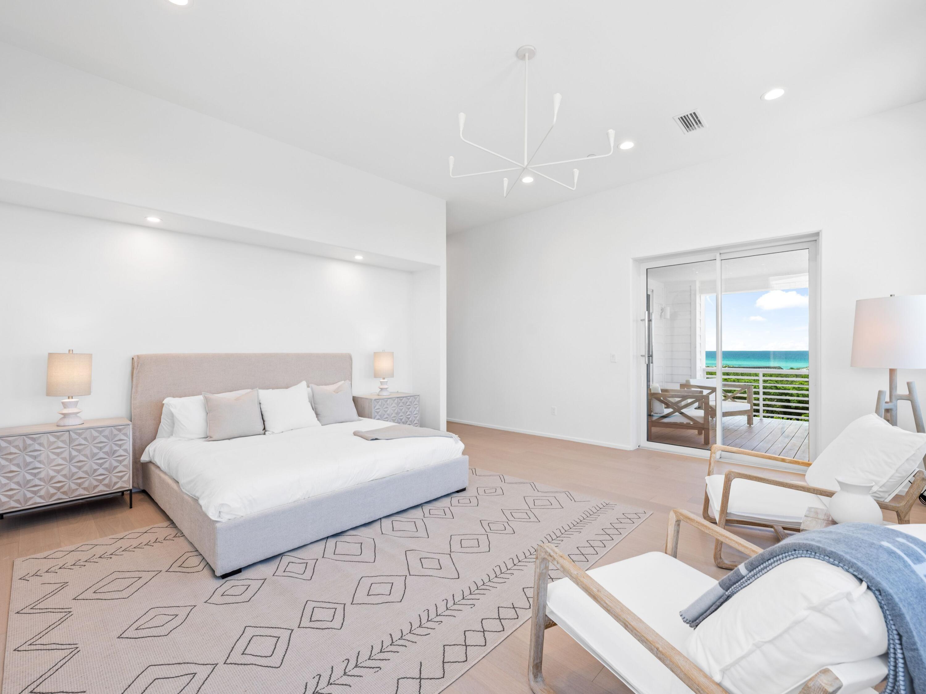 MALA BEACH - Residential