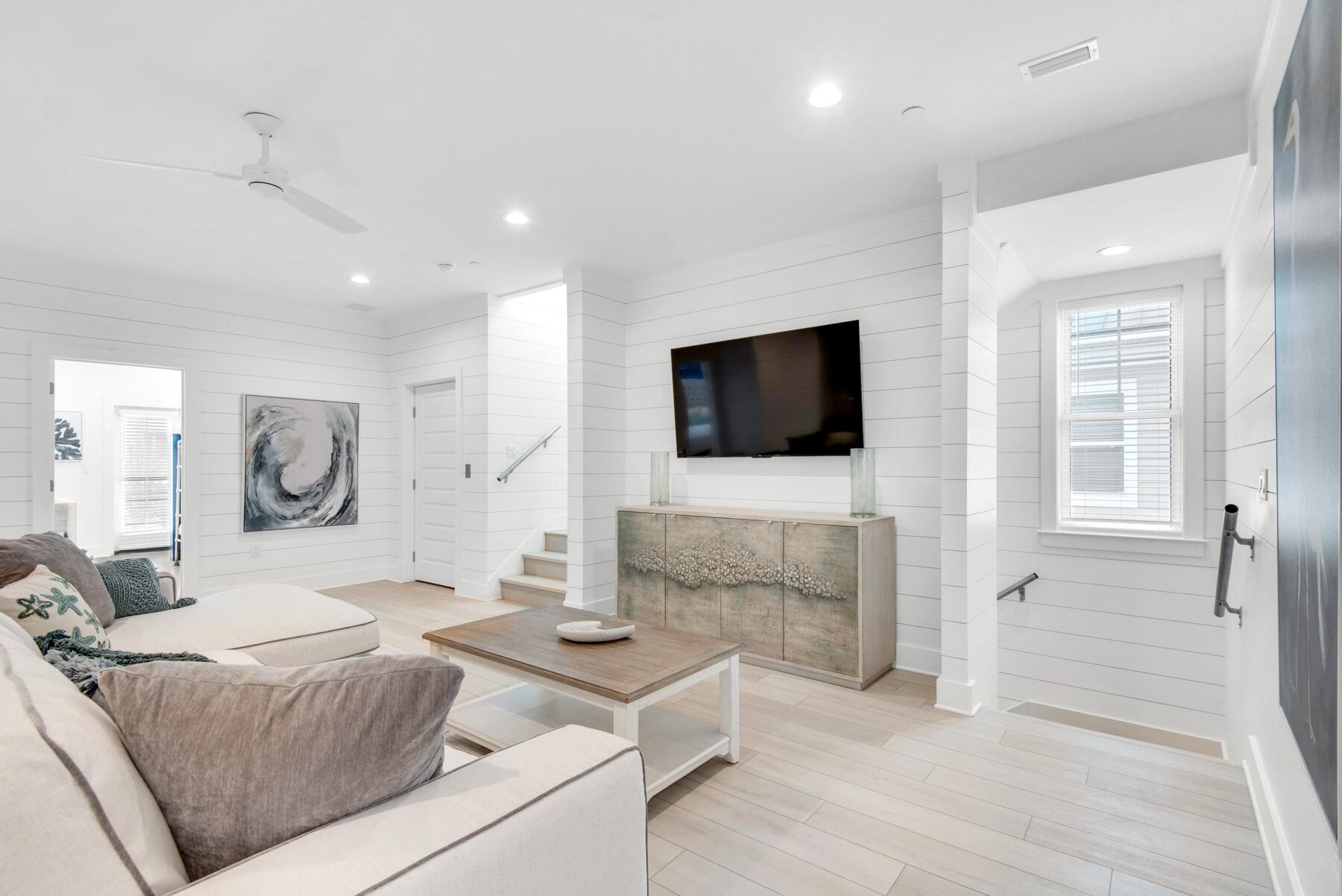 CRYSTAL BEACH - Residential