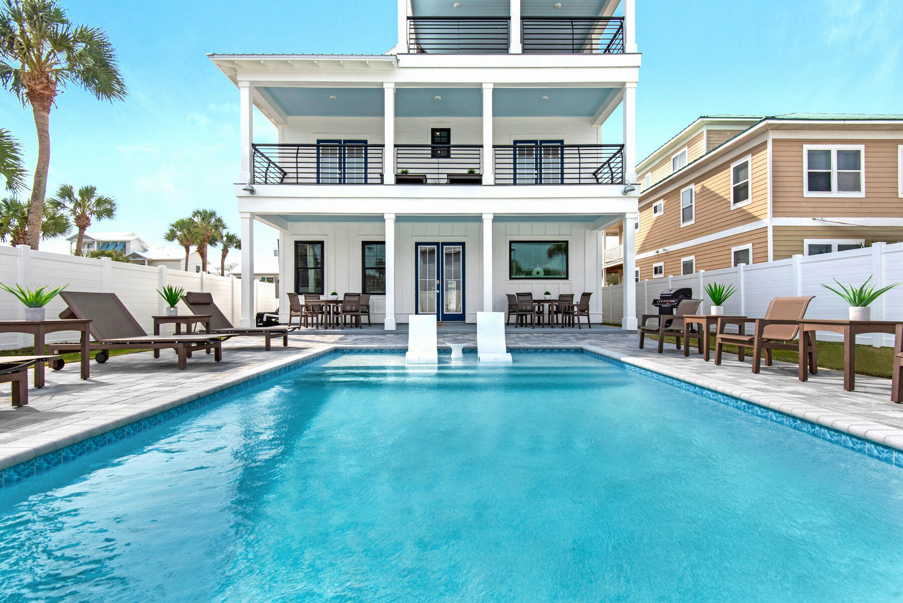 CRYSTAL BEACH - Residential
