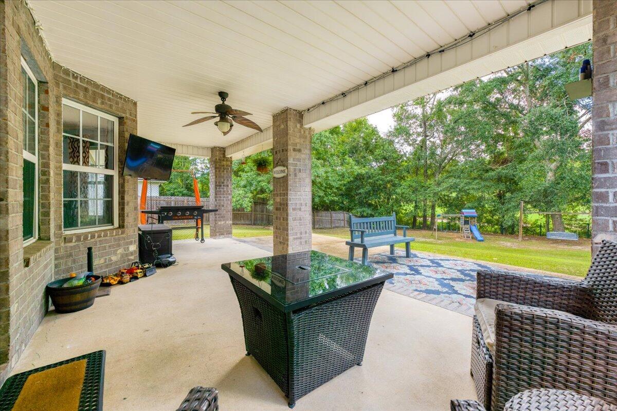 FOXWOOD ESTATES 1 - Residential