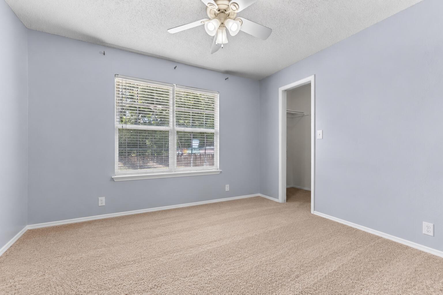FOXWOOD ESTATES 1 - Residential