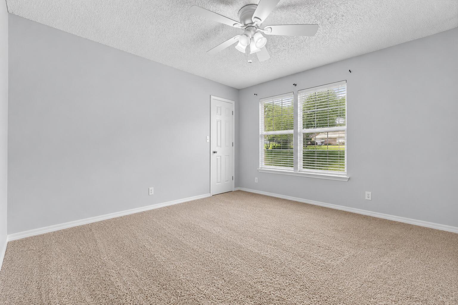 FOXWOOD ESTATES 1 - Residential
