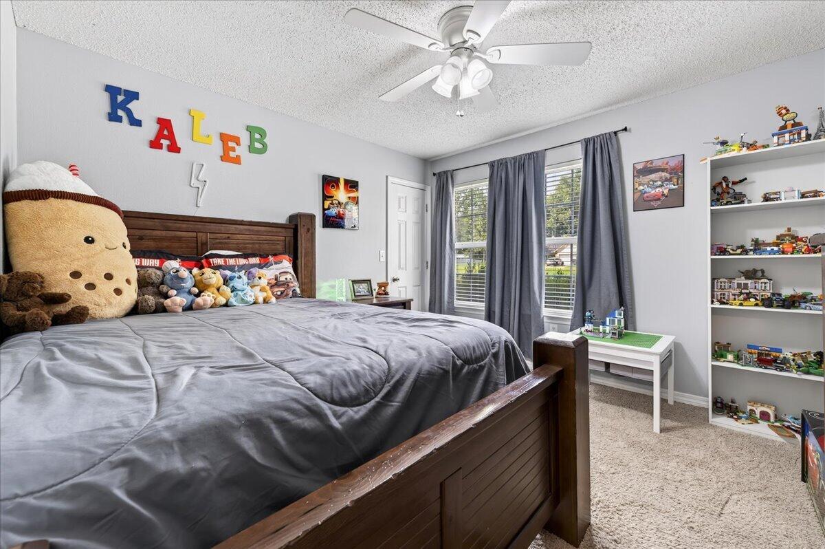 FOXWOOD ESTATES 1 - Residential