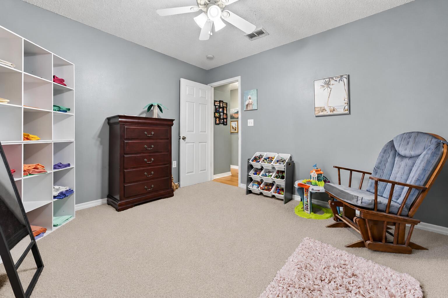 FOXWOOD ESTATES 1 - Residential