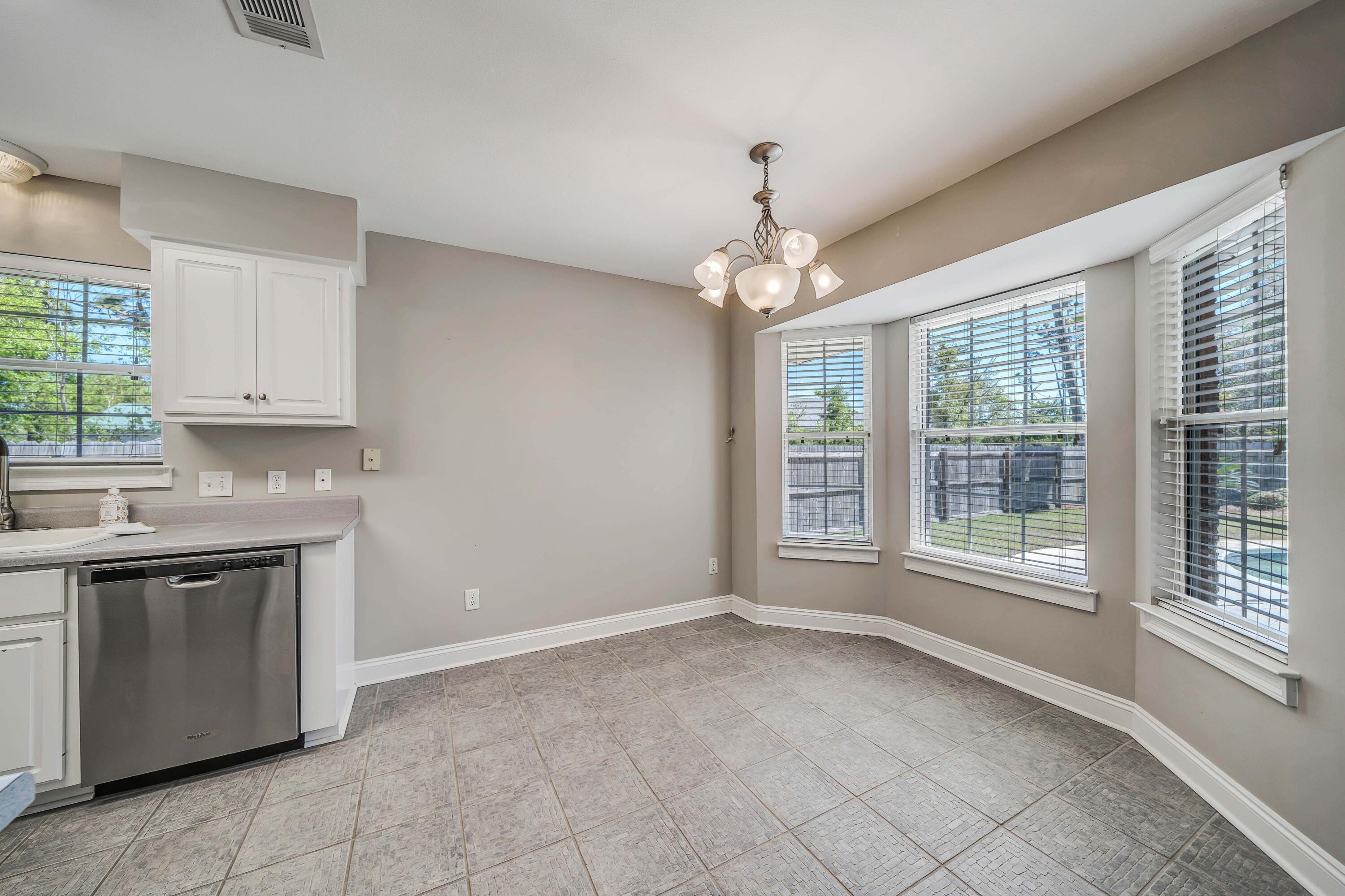 FLORIDIAN PLACE - Residential