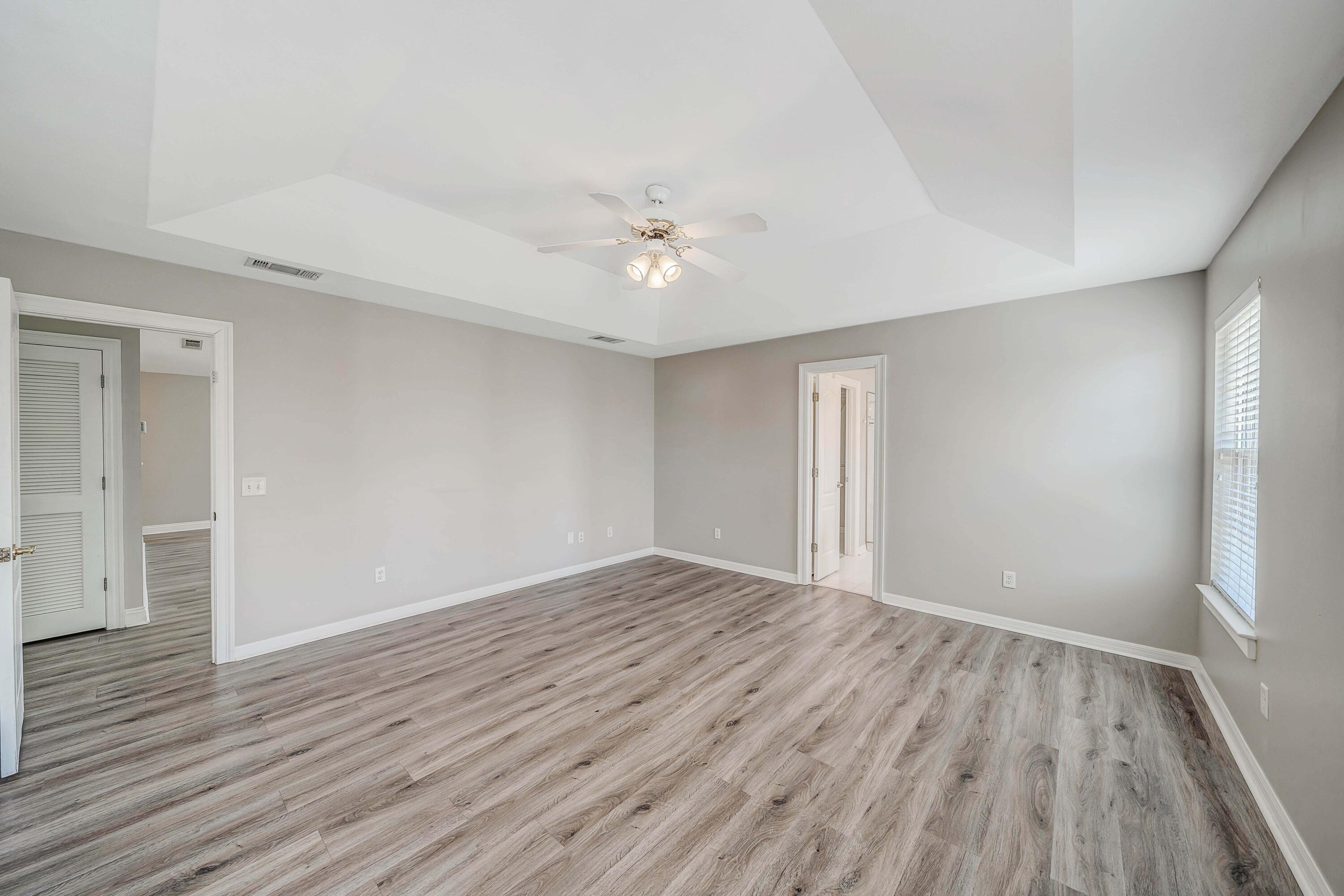 FLORIDIAN PLACE - Residential
