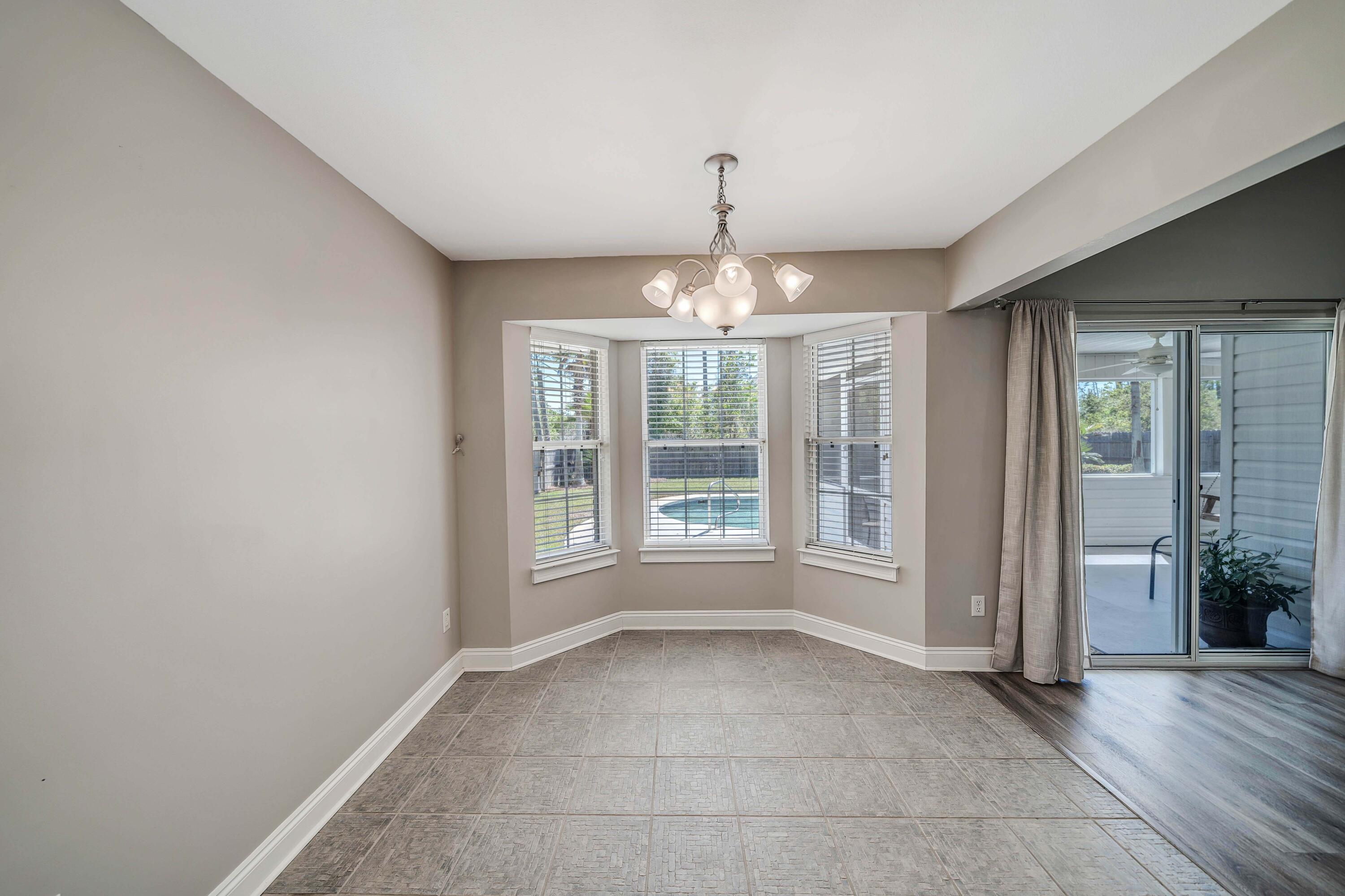 FLORIDIAN PLACE - Residential