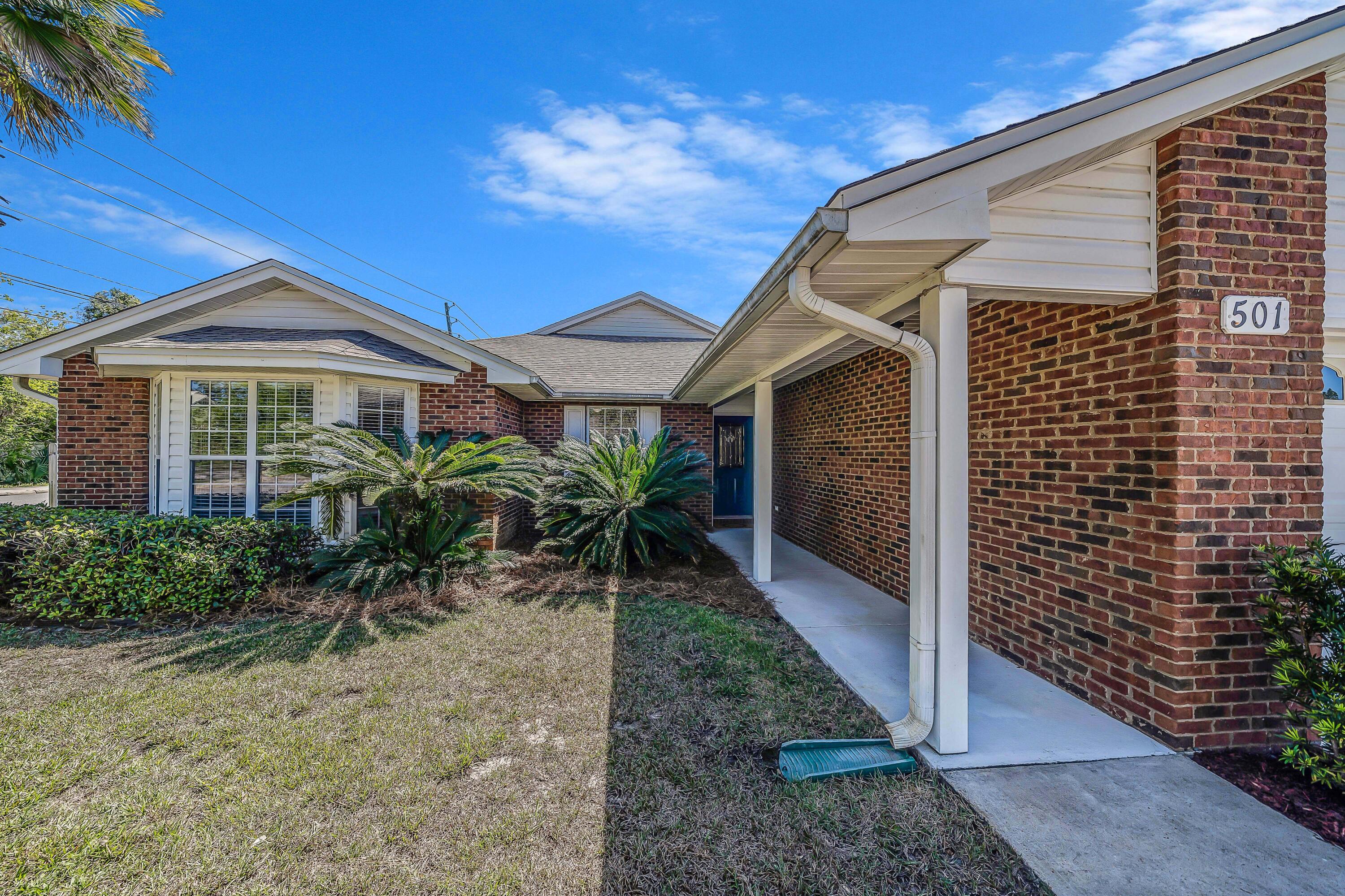 FLORIDIAN PLACE - Residential