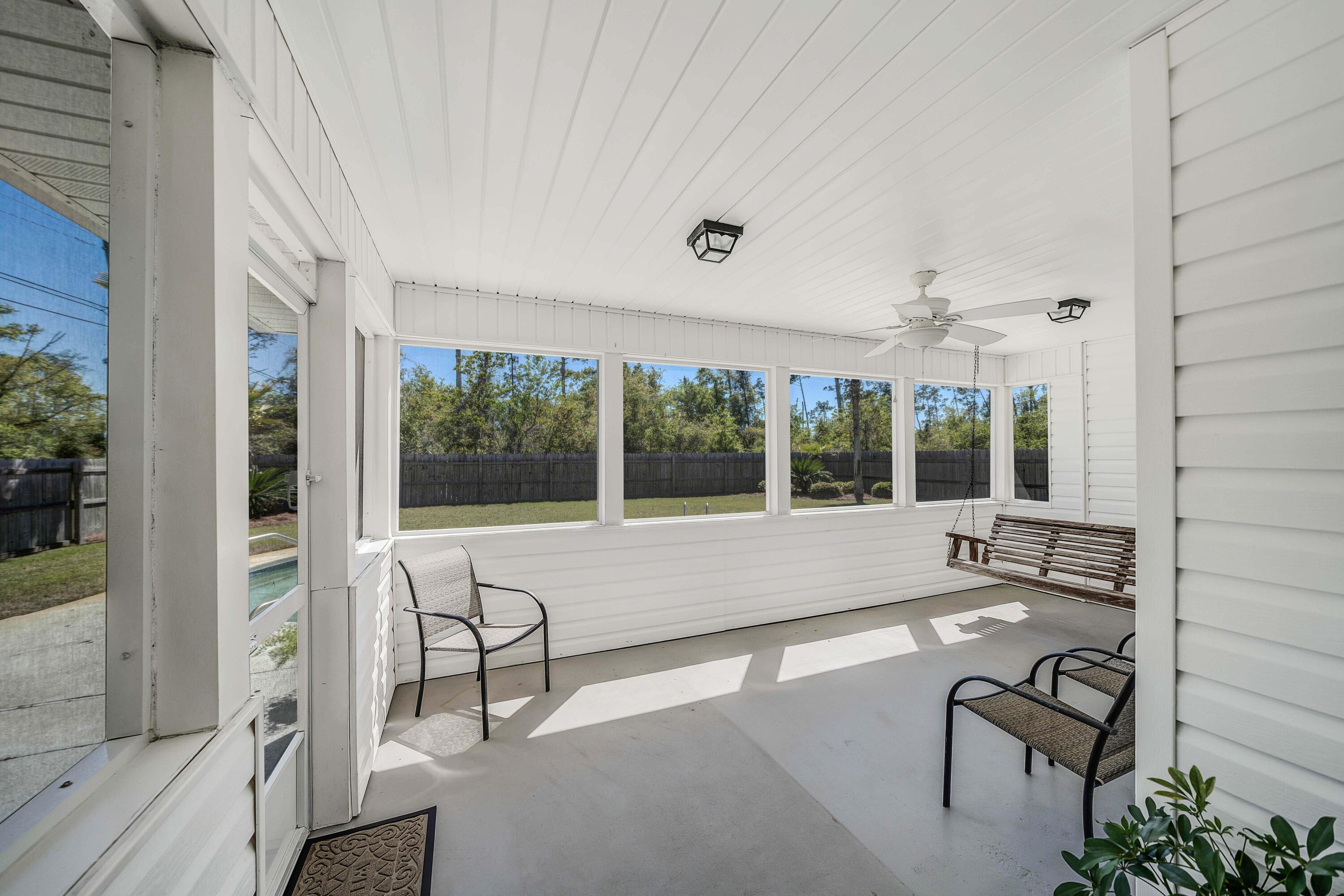 FLORIDIAN PLACE - Residential