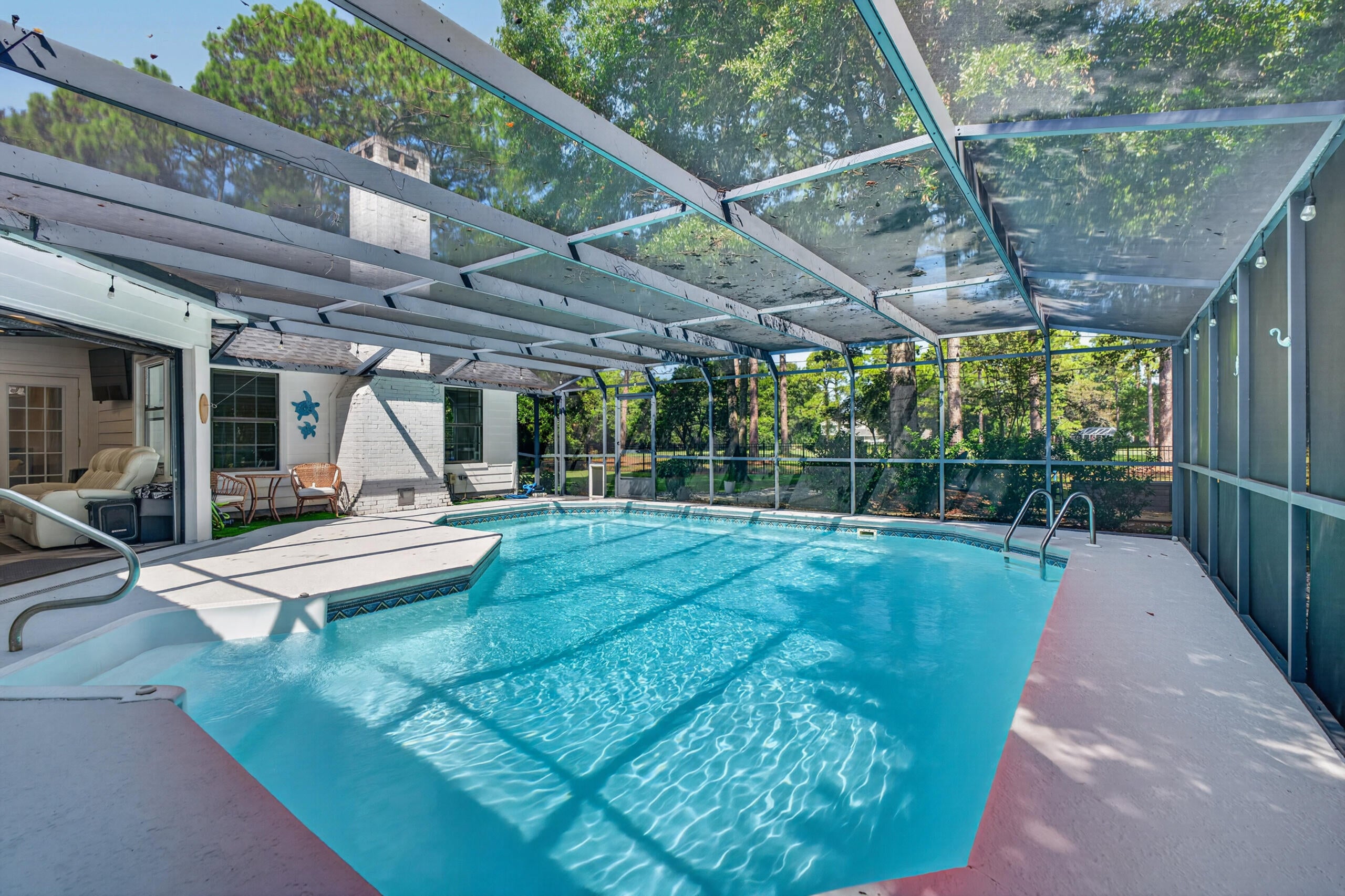 SOUTHWINDS II - Residential