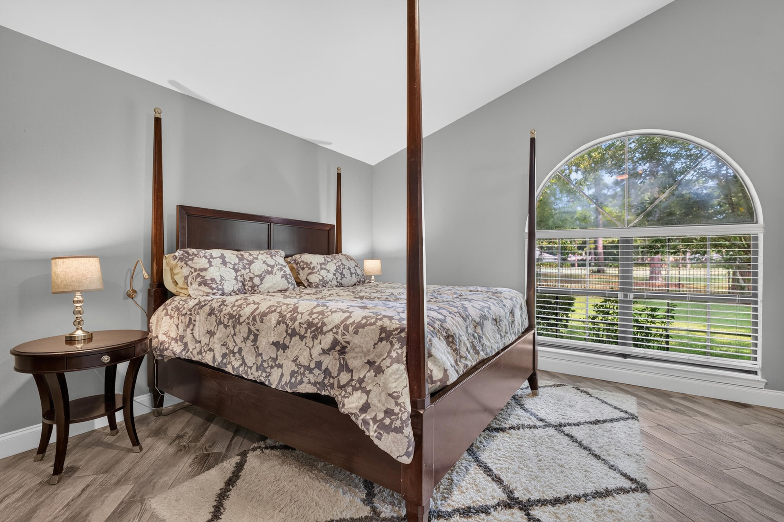 SOUTHWINDS II - Residential