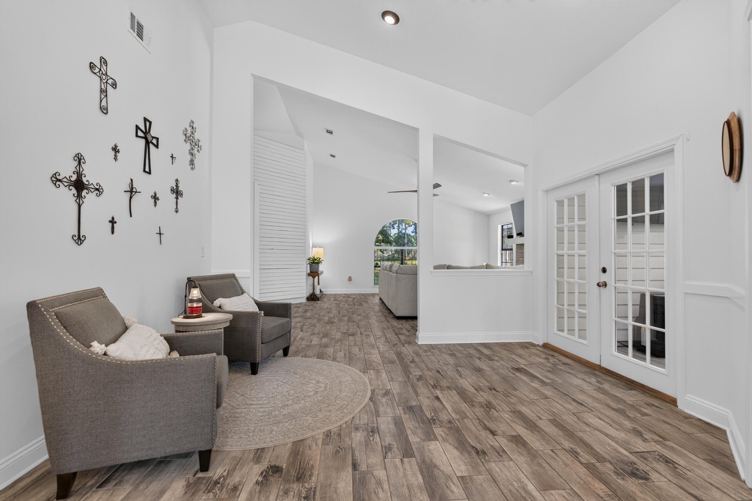 SOUTHWINDS II - Residential