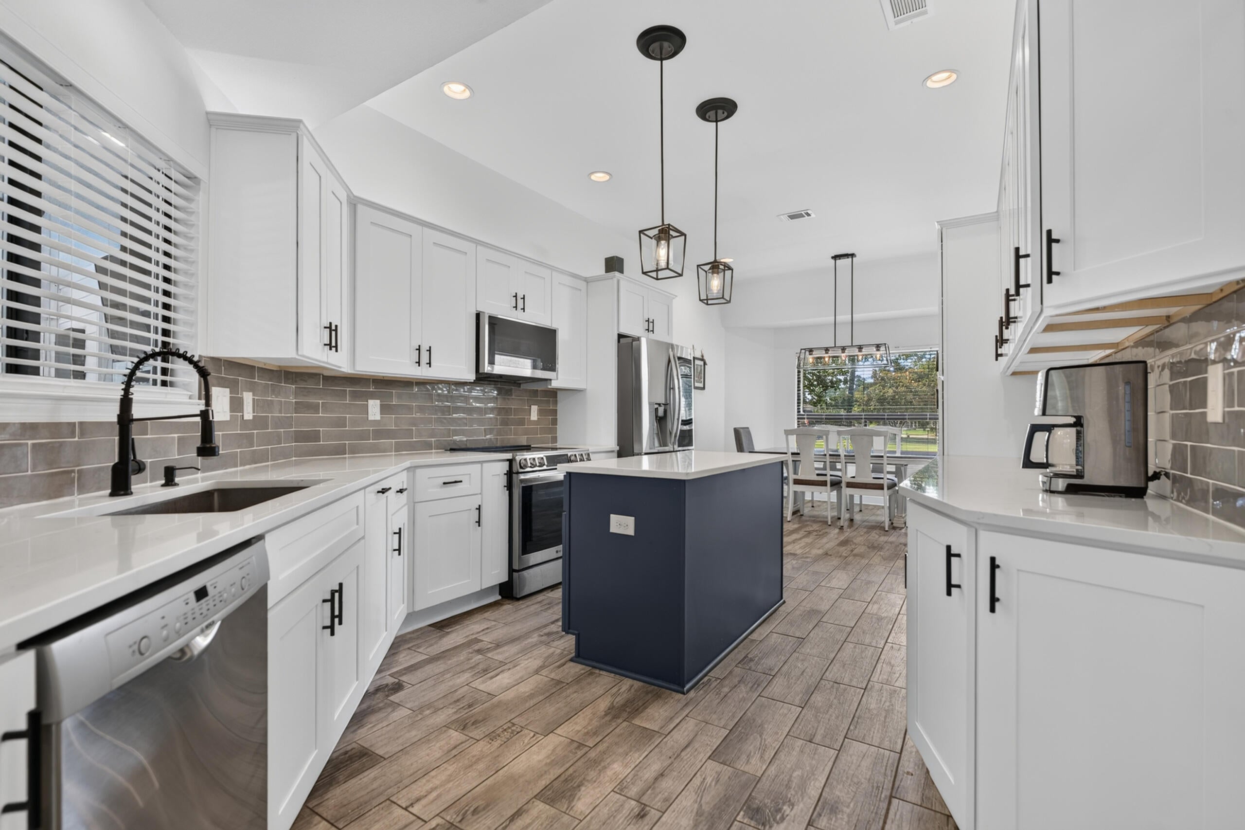 SOUTHWINDS II - Residential
