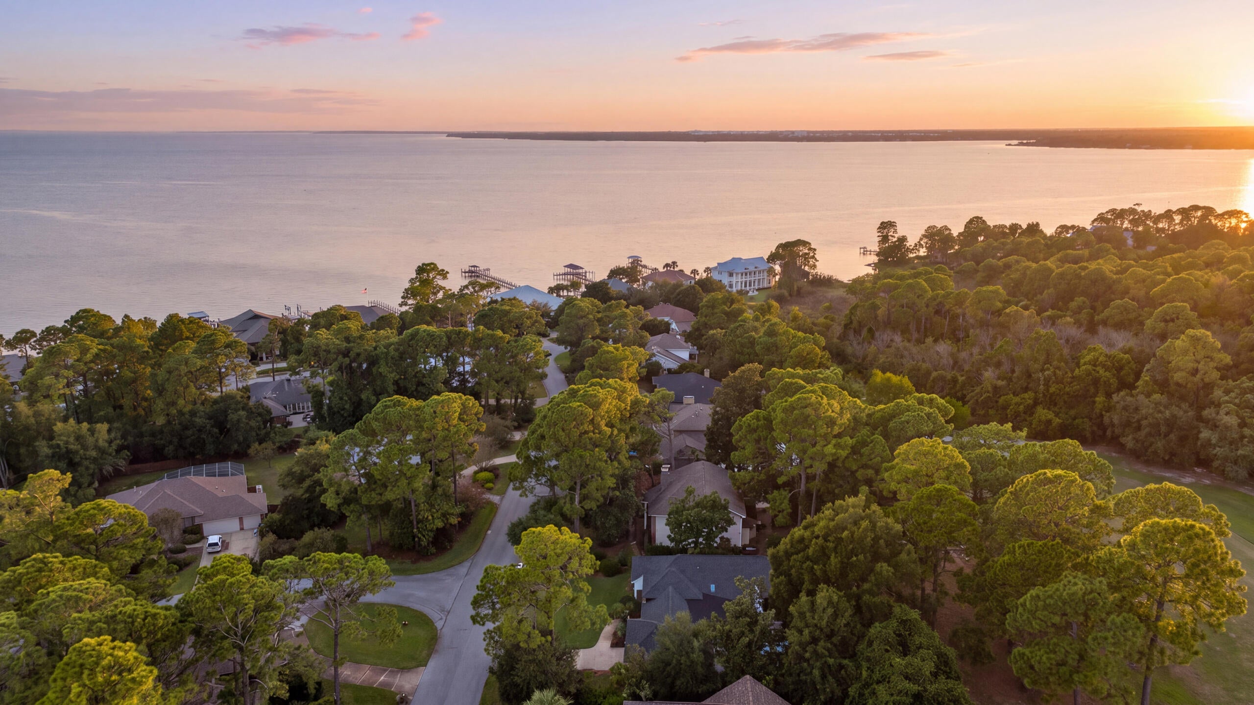 SOUTHWINDS II - Residential
