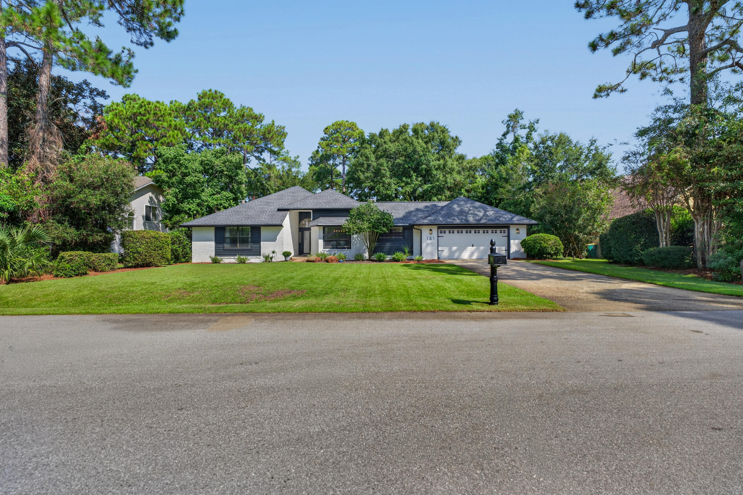 SOUTHWINDS II - Residential