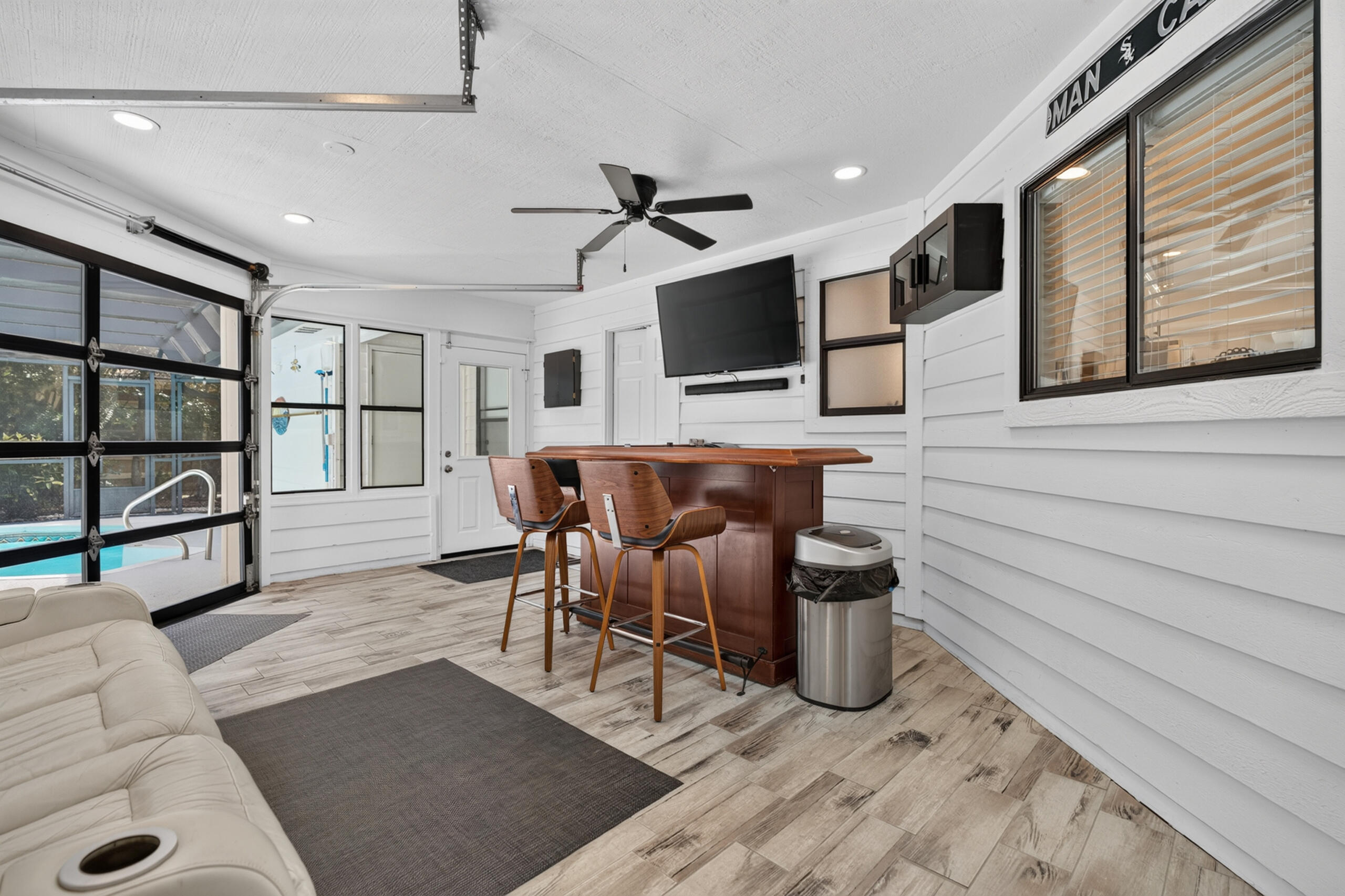 SOUTHWINDS II - Residential
