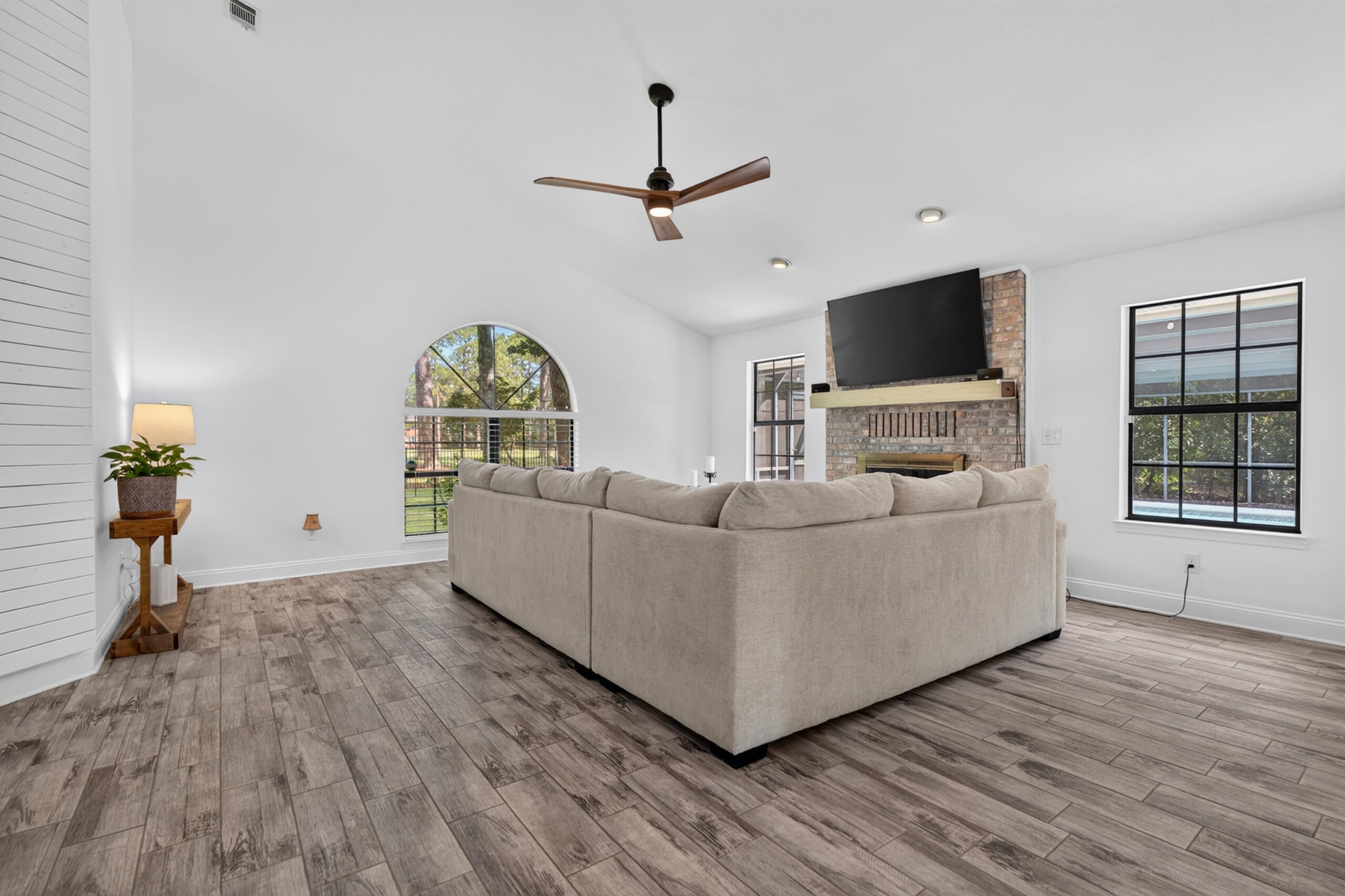 SOUTHWINDS II - Residential