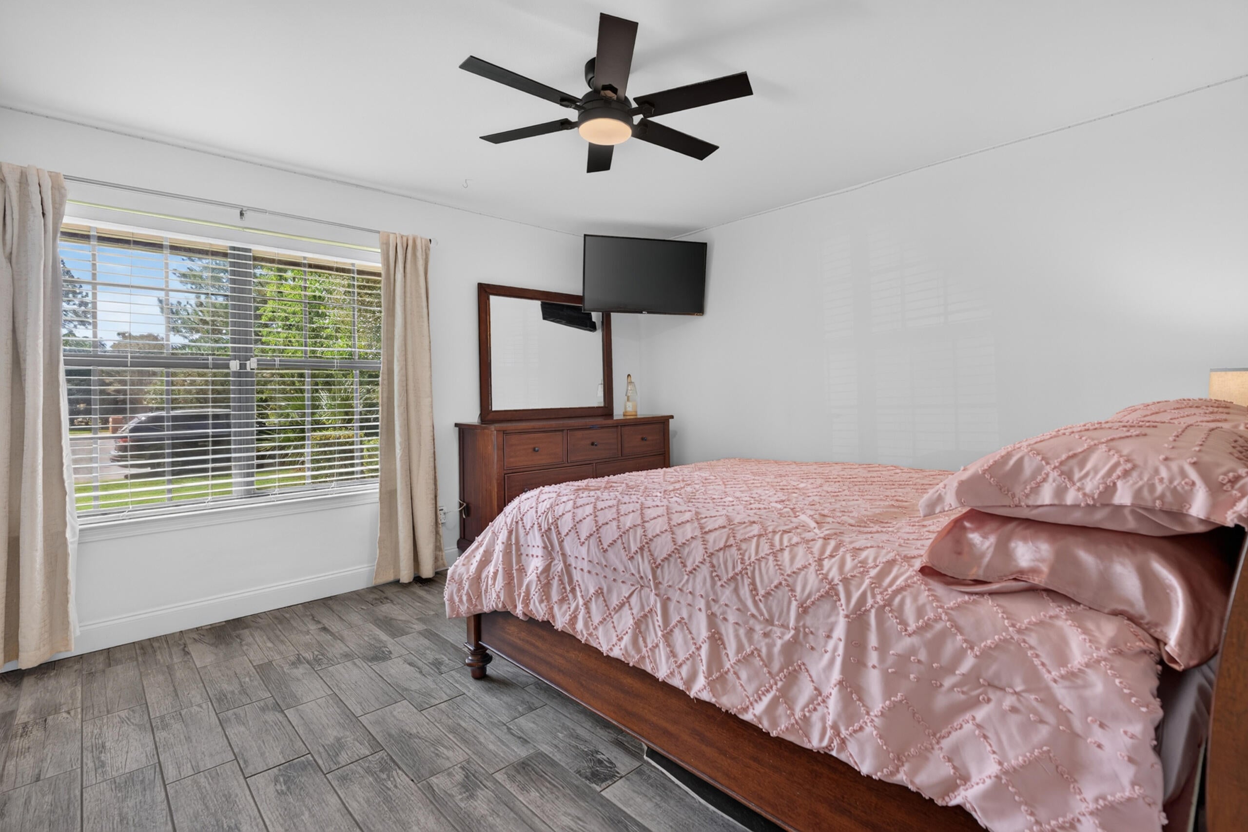SOUTHWINDS II - Residential