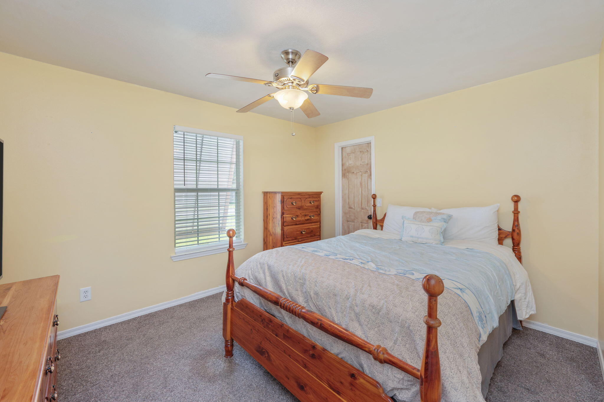 GULFVIEW S/D TO MARY ESTHER - Residential
