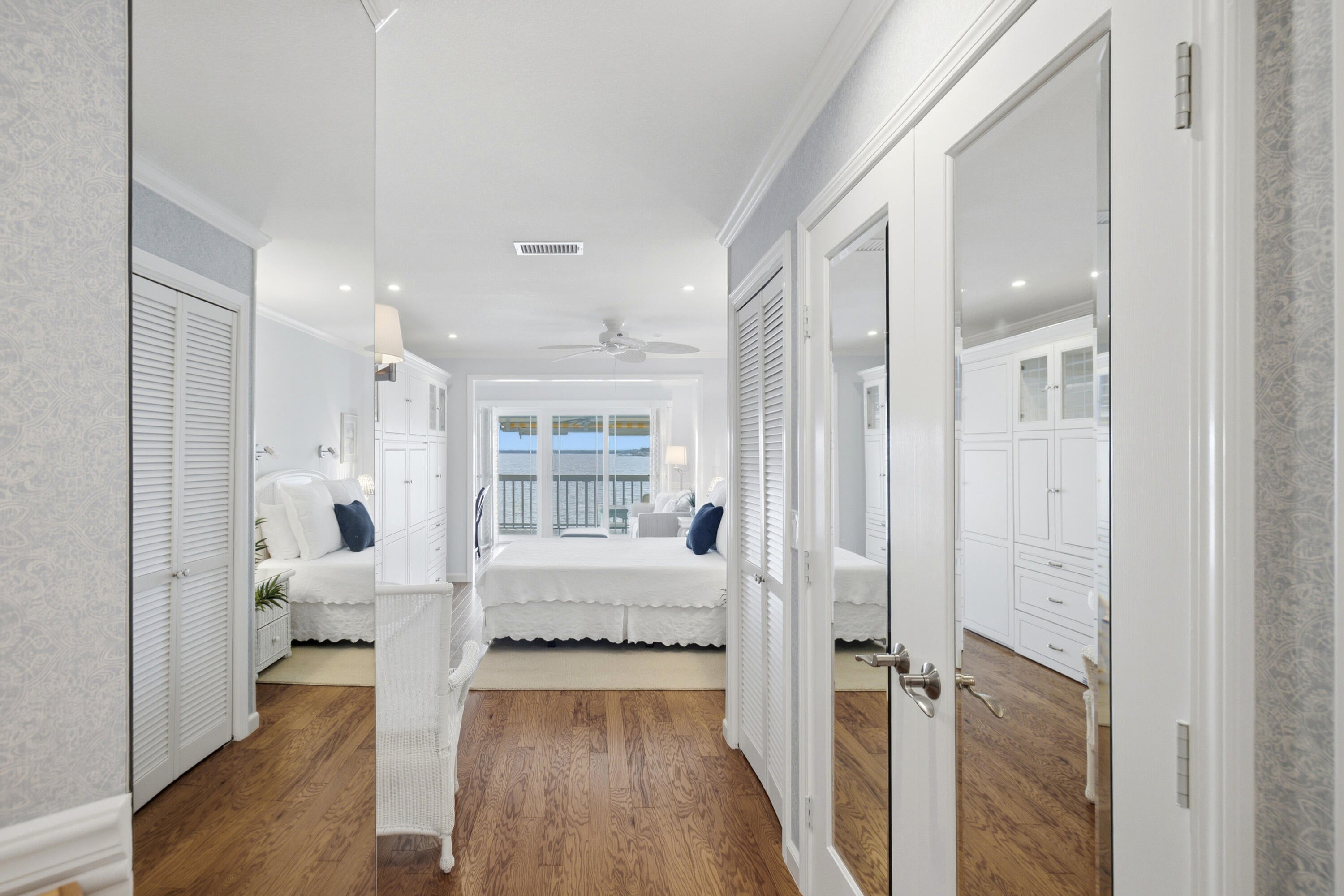 BAYSIDE VILLAS CONDO - Residential