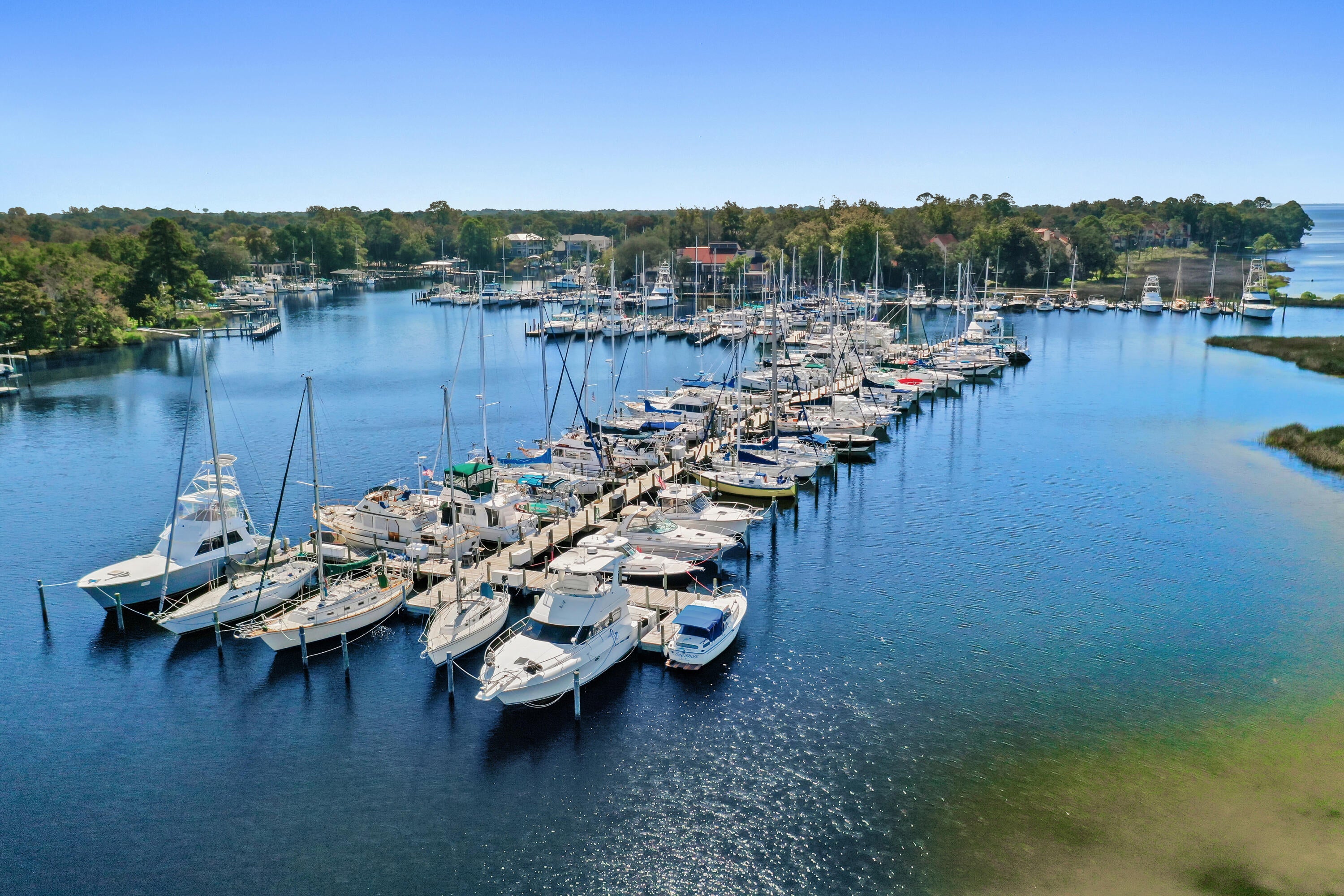 BAYSIDE VILLAS CONDO - Residential